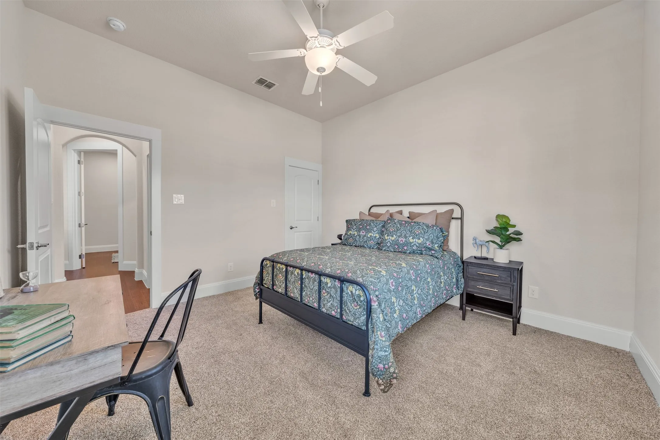 Condominium For Sale in Tarrant County , 2908 Esplanade Boulevard 2908, Mansfield, Texas 76063, 2 Bedroom, 2 Bathroom, 2 Garage spaces, 2,560 Sqft, built in 2020, mls#21389857, Real Estate Agent in Mansfield, Homes For Sale in Tarrant county, Homes For Sale in Mansfield, Realtor in Mansfield Texas, Real Estate Brokerage Independent Realty Texas, Luminita Cordes Realtor