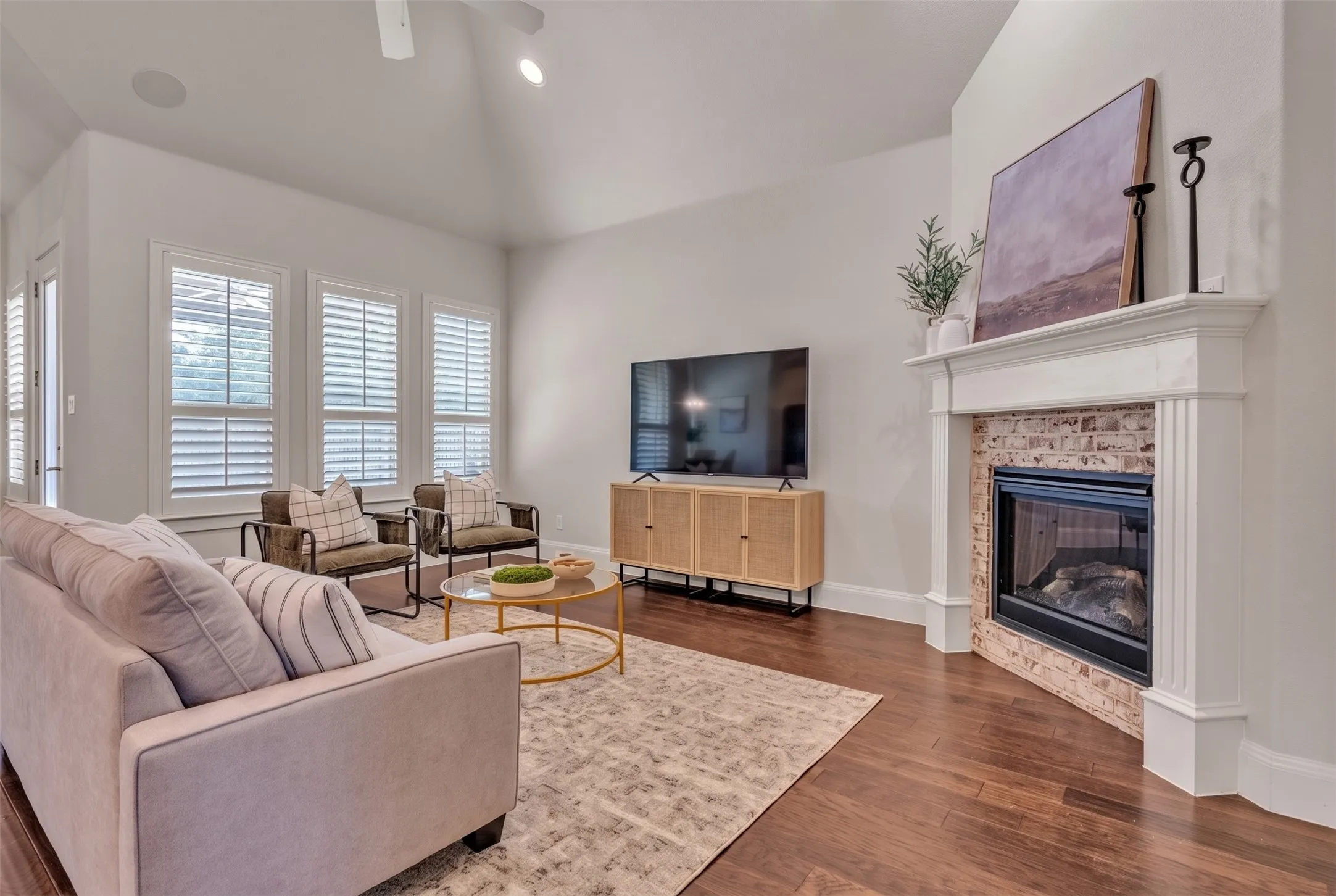Condominium For Sale in Tarrant County , 2908 Esplanade Boulevard 2908, Mansfield, Texas 76063, 2 Bedroom, 2 Bathroom, 2 Garage spaces, 2,560 Sqft, built in 2020, mls#21389857, Real Estate Agent in Mansfield, Homes For Sale in Tarrant county, Homes For Sale in Mansfield, Realtor in Mansfield Texas, Real Estate Brokerage Independent Realty Texas, Luminita Cordes Realtor