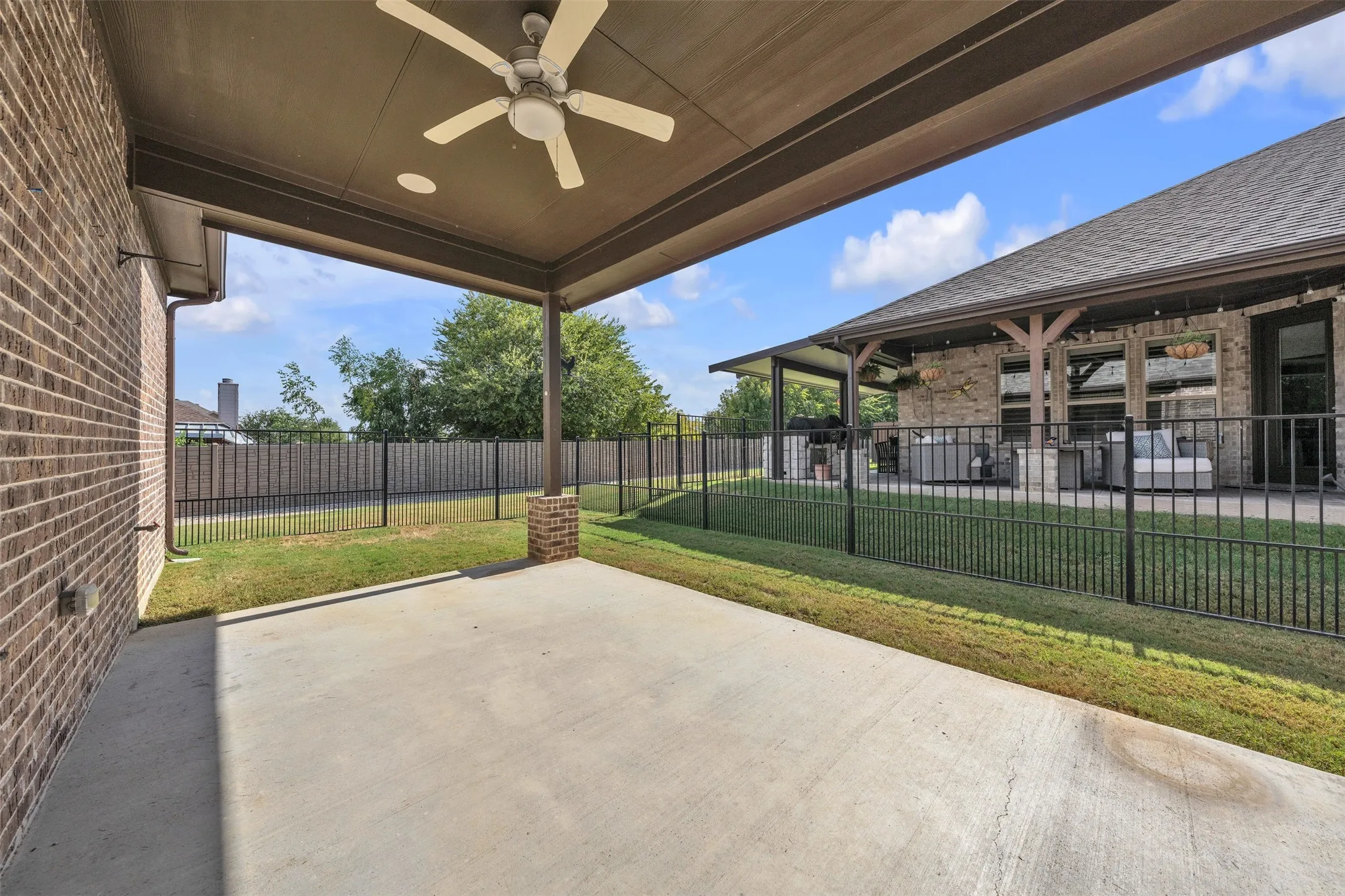 Condominium For Sale in Tarrant County , 2908 Esplanade Boulevard 2908, Mansfield, Texas 76063, 2 Bedroom, 2 Bathroom, 2 Garage spaces, 2,560 Sqft, built in 2020, mls#21389857, Real Estate Agent in Mansfield, Homes For Sale in Tarrant county, Homes For Sale in Mansfield, Realtor in Mansfield Texas, Real Estate Brokerage Independent Realty Texas, Luminita Cordes Realtor
