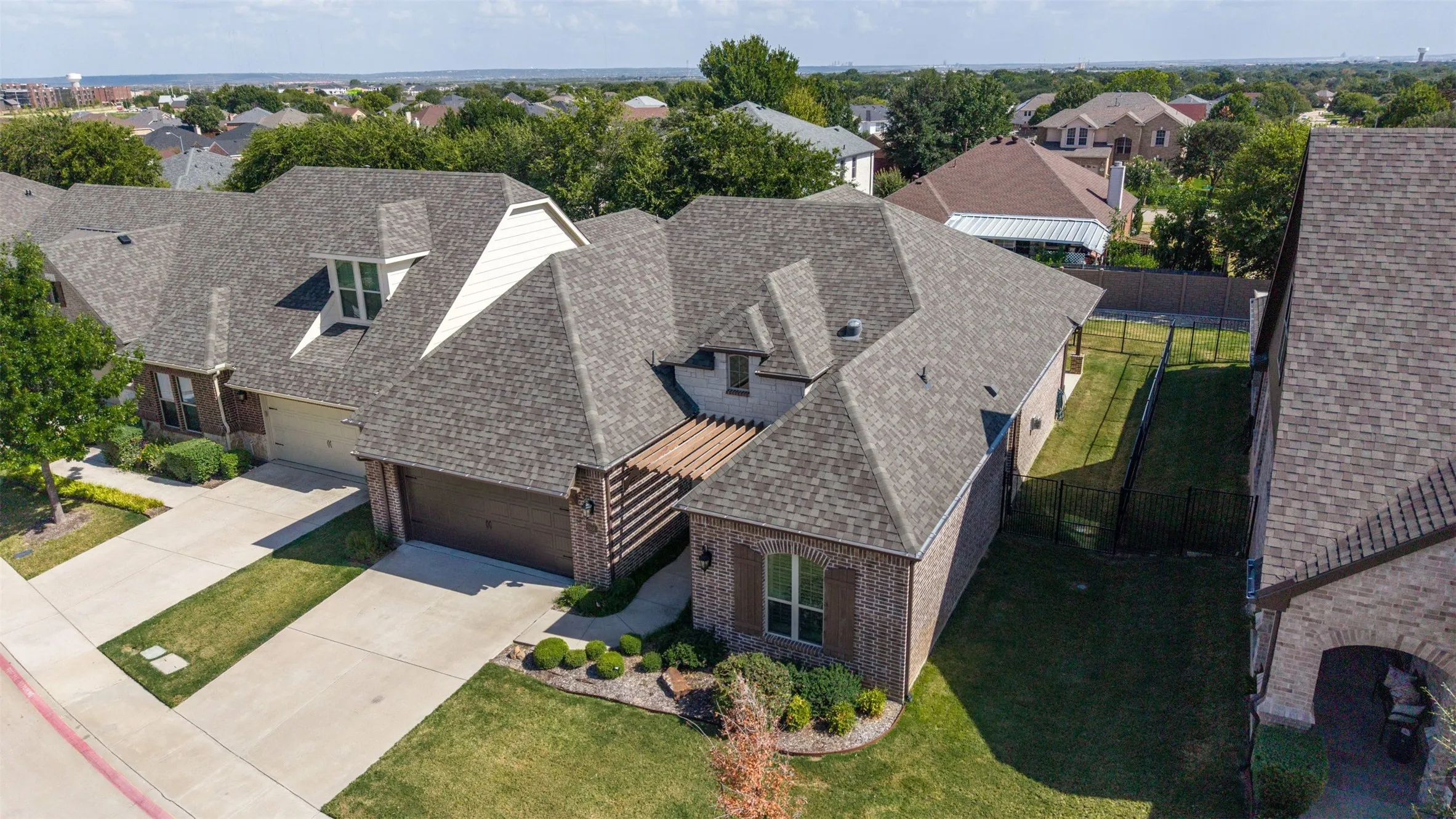 Condominium For Sale in Tarrant County , 2908 Esplanade Boulevard 2908, Mansfield, Texas 76063, 2 Bedroom, 2 Bathroom, 2 Garage spaces, 2,560 Sqft, built in 2020, mls#21389857, Real Estate Agent in Mansfield, Homes For Sale in Tarrant county, Homes For Sale in Mansfield, Realtor in Mansfield Texas, Real Estate Brokerage Independent Realty Texas, Luminita Cordes Realtor