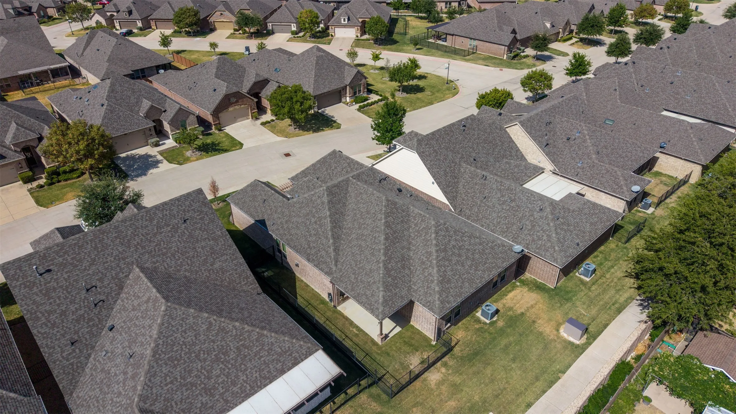 Condominium For Sale in Tarrant County , 2908 Esplanade Boulevard 2908, Mansfield, Texas 76063, 2 Bedroom, 2 Bathroom, 2 Garage spaces, 2,560 Sqft, built in 2020, mls#21389857, Real Estate Agent in Mansfield, Homes For Sale in Tarrant county, Homes For Sale in Mansfield, Realtor in Mansfield Texas, Real Estate Brokerage Independent Realty Texas, Luminita Cordes Realtor