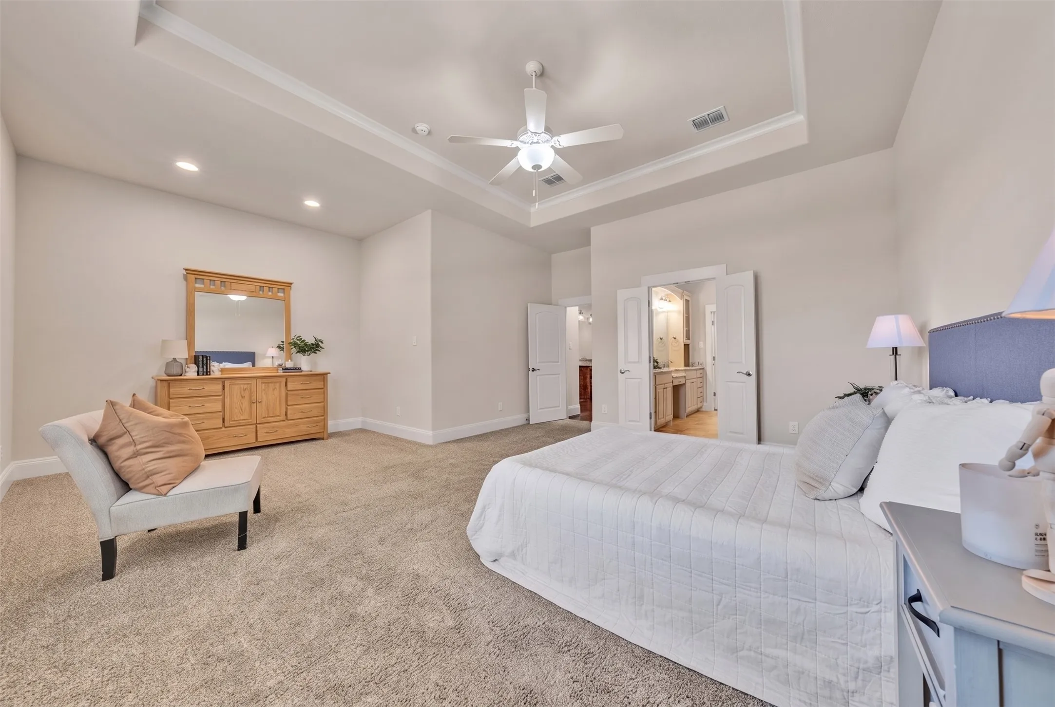 Condominium For Sale in Tarrant County , 2908 Esplanade Boulevard 2908, Mansfield, Texas 76063, 2 Bedroom, 2 Bathroom, 2 Garage spaces, 2,560 Sqft, built in 2020, mls#21389857, Real Estate Agent in Mansfield, Homes For Sale in Tarrant county, Homes For Sale in Mansfield, Realtor in Mansfield Texas, Real Estate Brokerage Independent Realty Texas, Luminita Cordes Realtor