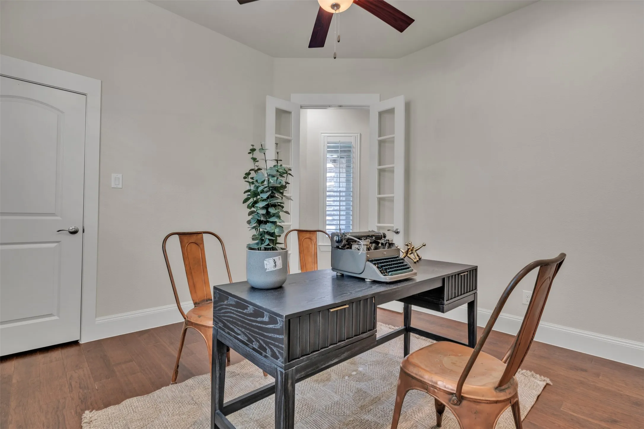 Condominium For Sale in Tarrant County , 2908 Esplanade Boulevard 2908, Mansfield, Texas 76063, 2 Bedroom, 2 Bathroom, 2 Garage spaces, 2,560 Sqft, built in 2020, mls#21389857, Real Estate Agent in Mansfield, Homes For Sale in Tarrant county, Homes For Sale in Mansfield, Realtor in Mansfield Texas, Real Estate Brokerage Independent Realty Texas, Luminita Cordes Realtor