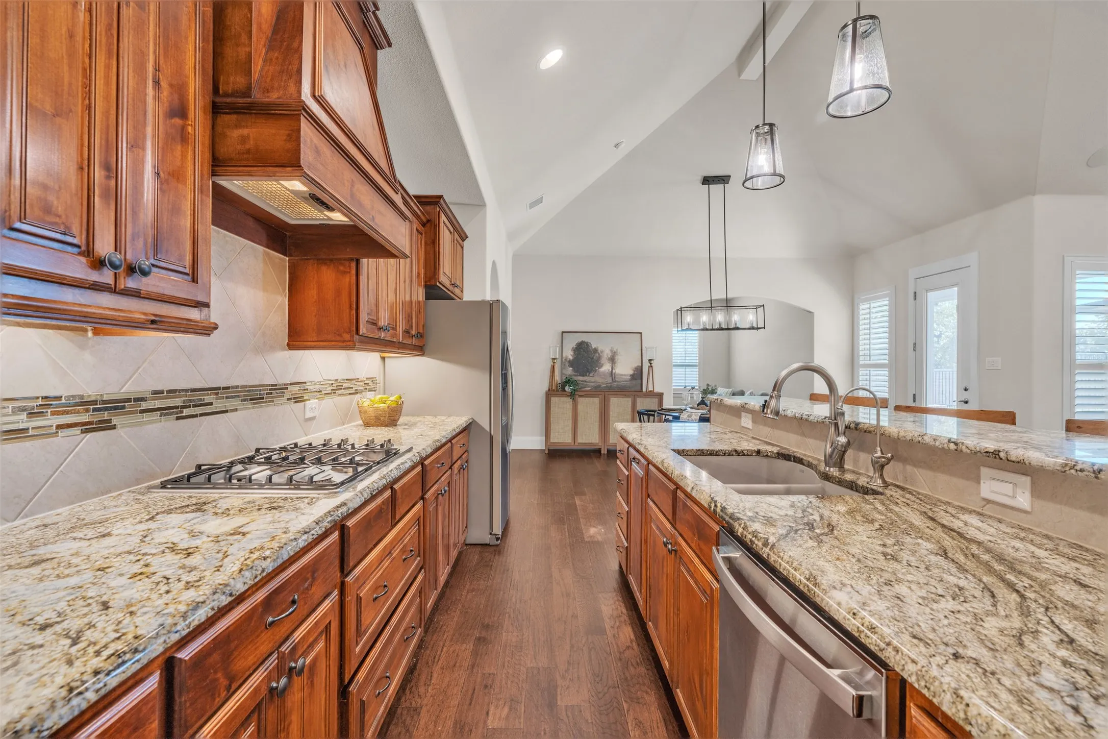 Condominium For Sale in Tarrant County , 2908 Esplanade Boulevard 2908, Mansfield, Texas 76063, 2 Bedroom, 2 Bathroom, 2 Garage spaces, 2,560 Sqft, built in 2020, mls#21389857, Real Estate Agent in Mansfield, Homes For Sale in Tarrant county, Homes For Sale in Mansfield, Realtor in Mansfield Texas, Real Estate Brokerage Independent Realty Texas, Luminita Cordes Realtor