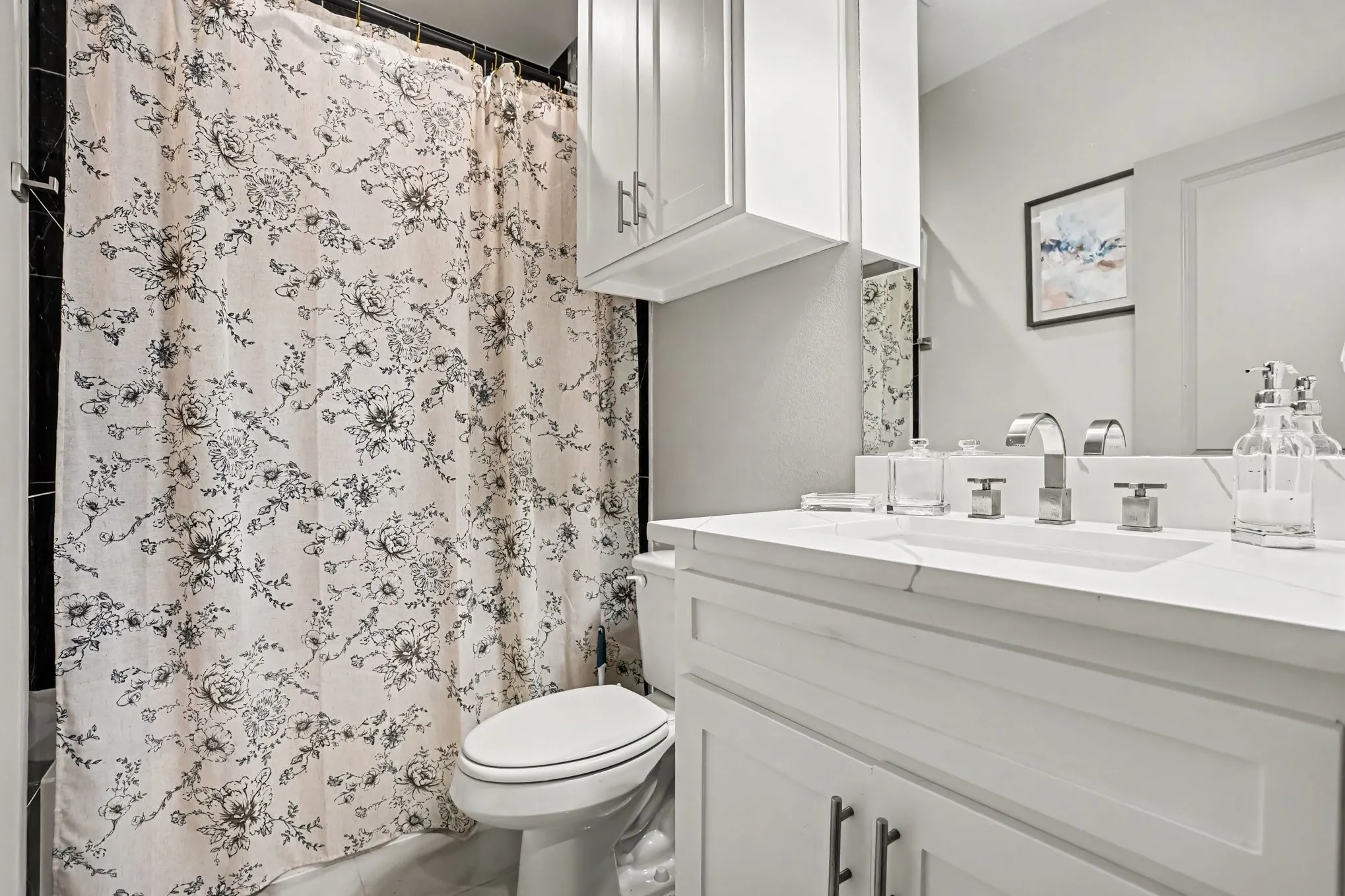 Single Family Residence For Sale in Dallas County , 511 Woodbine Avenue, Dallas, Texas 75203, 3 Bedroom, 2 Bathroom, 2 Garage spaces, 1,612 Sqft, built in 2024, mls#21390747, Real Estate Agent in Dallas, Homes For Sale in Dallas county, Homes For Sale in Dallas, Realtor in Dallas Texas, Real Estate Brokerage Independent Realty Texas, Luminita Cordes Realtor