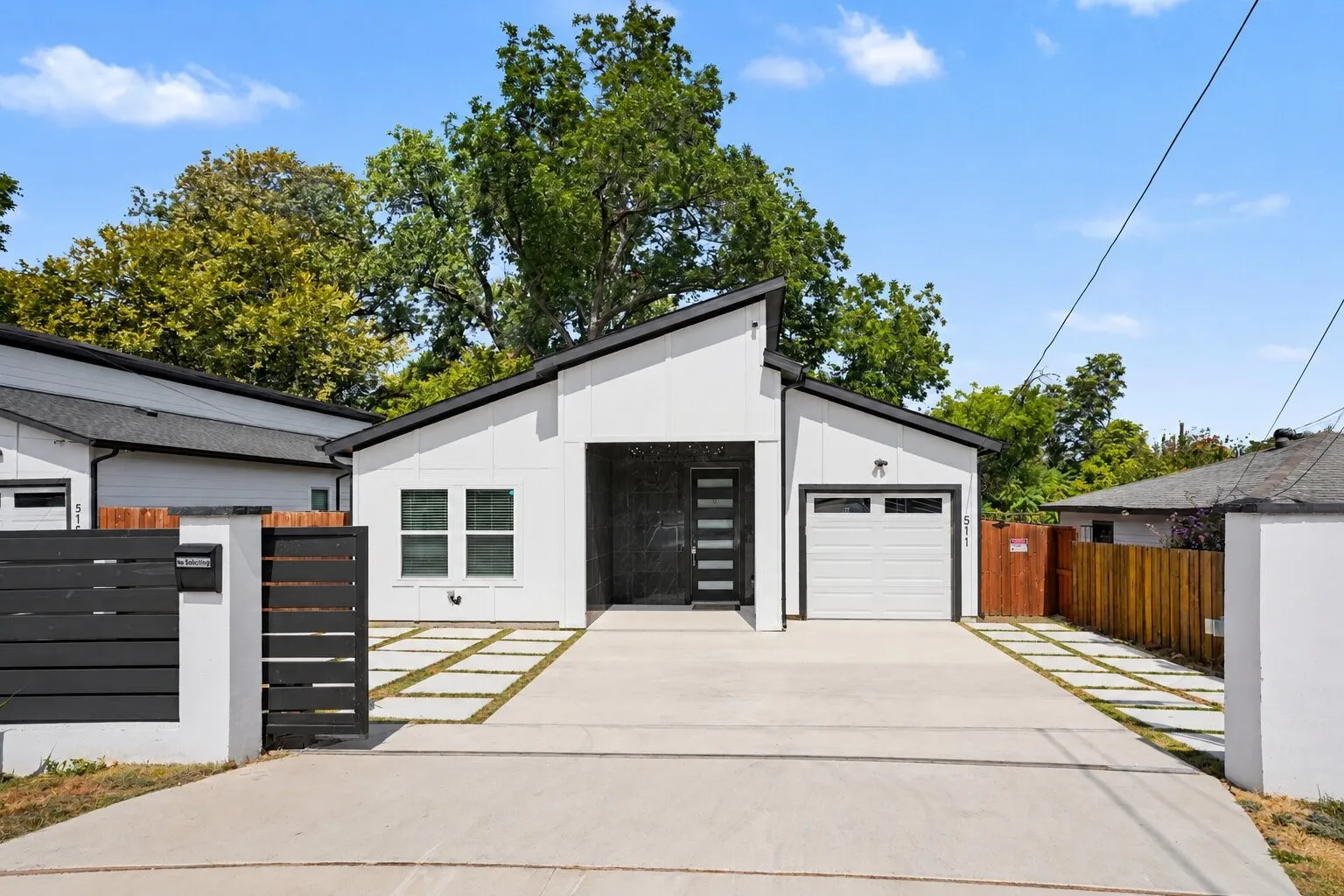 Single Family Residence For Sale in Dallas County , 511 Woodbine Avenue, Dallas, Texas 75203, 3 Bedroom, 2 Bathroom, 2 Garage spaces, 1,612 Sqft, built in 2024, mls#21390747, Real Estate Agent in Dallas, Homes For Sale in Dallas county, Homes For Sale in Dallas, Realtor in Dallas Texas, Real Estate Brokerage Independent Realty Texas, Luminita Cordes Realtor
