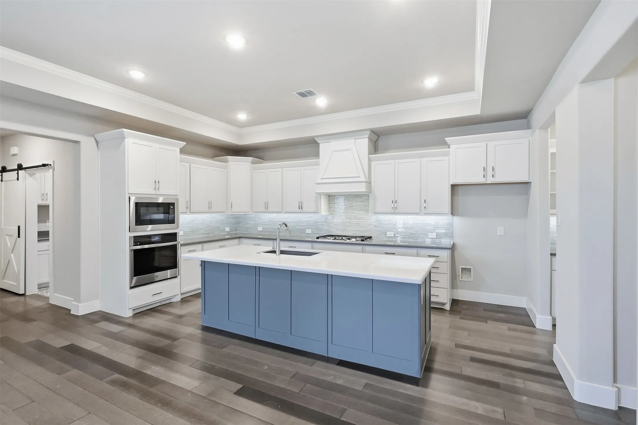 Single Family Residence For Sale in Rockwall County , 840 Sendera Lane, Rockwall, Texas 75087, 2 Bedroom, 2 Bathroom, 2 Garage spaces, 2,122 Sqft, built in 2022, mls#21390335, Real Estate Agent in Rockwall, Homes For Sale in Rockwall county, Homes For Sale in Rockwall, Realtor in Rockwall Texas, Real Estate Brokerage Independent Realty Texas, Luminita Cordes Realtor