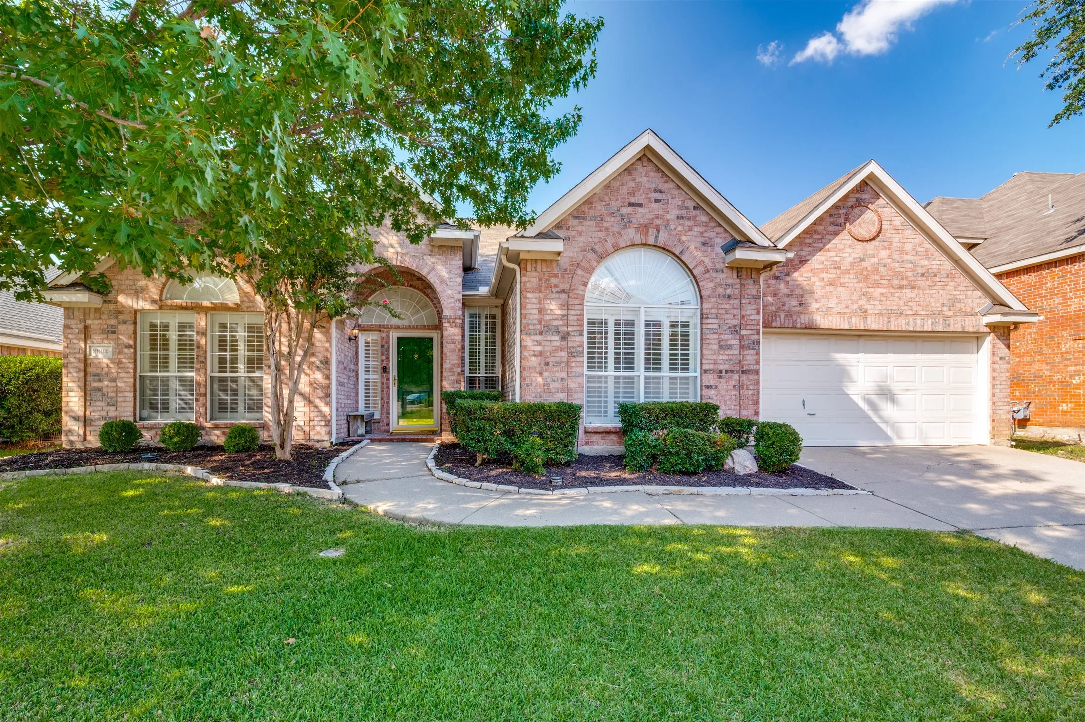 Single Family Residence For Sale