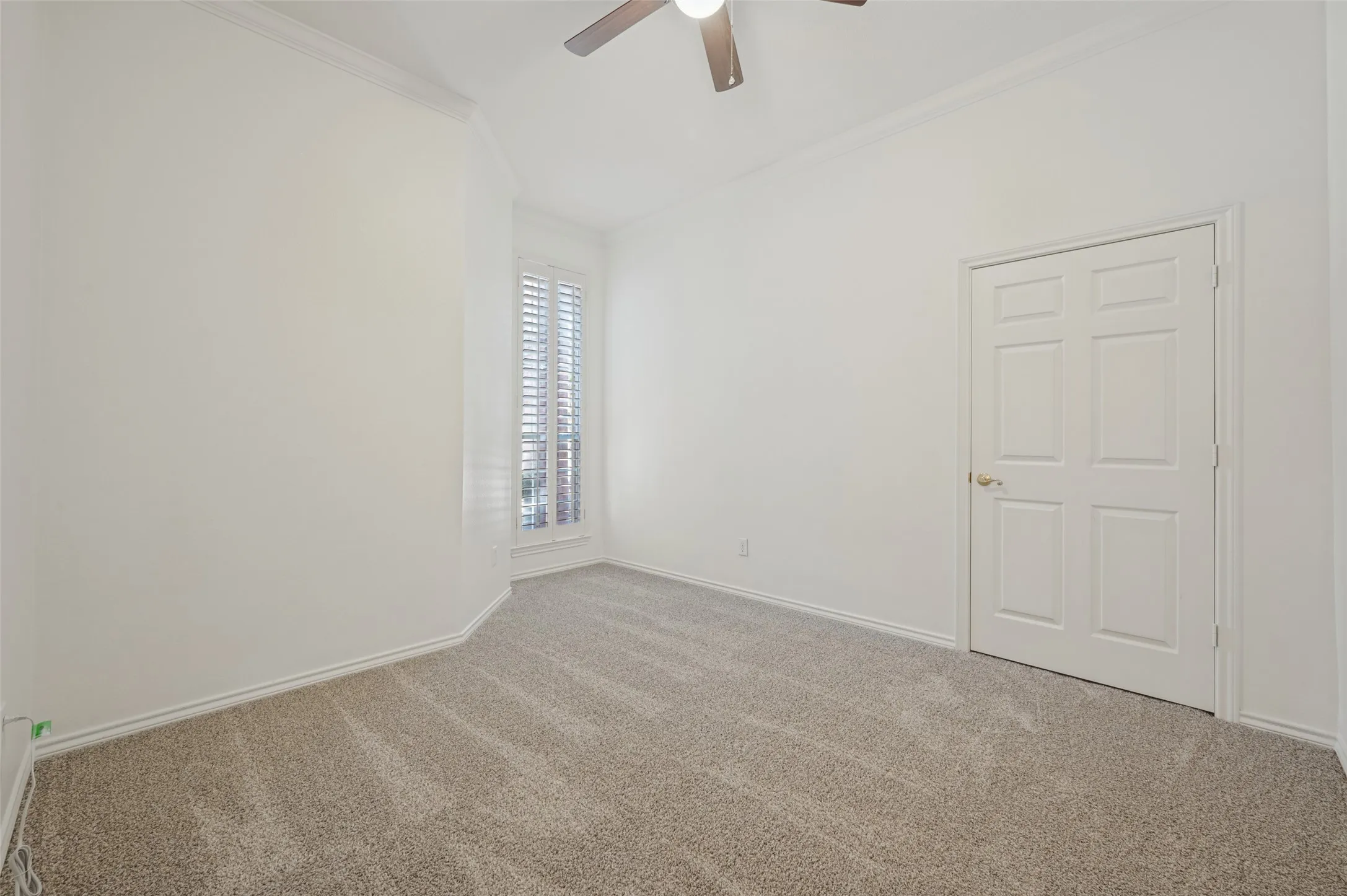 Single Family Residence For Sale in Collin County , 8804 Aviary Drive, Mc Kinney, Texas 75072, 3 Bedroom, 2 Bathroom, 2 Garage spaces, 2,603 Sqft, built in 1999, mls#21392267, Real Estate Agent in Mc Kinney, Homes For Sale in Collin county, Homes For Sale in Mc Kinney, Realtor in Mc Kinney Texas, Real Estate Brokerage Independent Realty Texas, Luminita Cordes Realtor