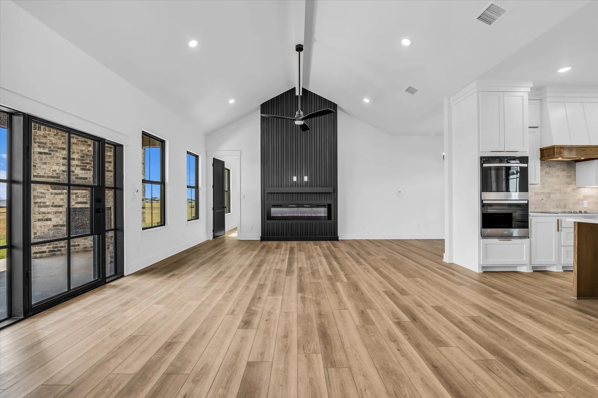 Single Family Residence For Sale in Mc Lennan County , 611 Willow Moon Ranch, Crawford, Texas 76638, 4 Bedroom, 4 Bathroom, 3 Garage spaces, 2,602 Sqft, built in 2026, mls#21393846, Real Estate Agent in Crawford, Homes For Sale in Mc Lennan county, Homes For Sale in Crawford, Realtor in Crawford Texas, Real Estate Brokerage Independent Realty Texas, Luminita Cordes Realtor