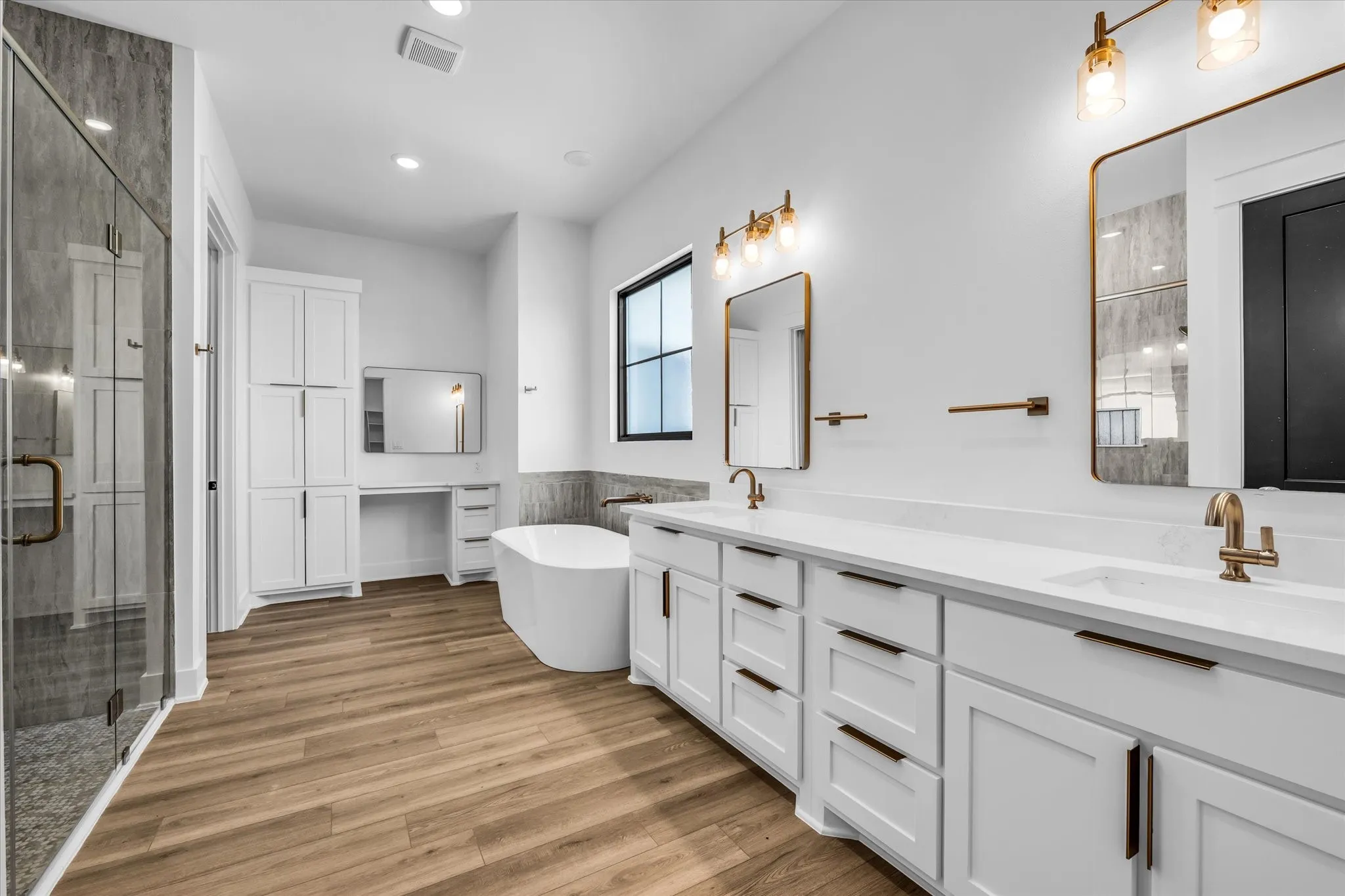 Single Family Residence For Sale in Mc Lennan County , 611 Willow Moon Ranch, Crawford, Texas 76638, 4 Bedroom, 4 Bathroom, 3 Garage spaces, 2,602 Sqft, built in 2026, mls#21393846, Real Estate Agent in Crawford, Homes For Sale in Mc Lennan county, Homes For Sale in Crawford, Realtor in Crawford Texas, Real Estate Brokerage Independent Realty Texas, Luminita Cordes Realtor