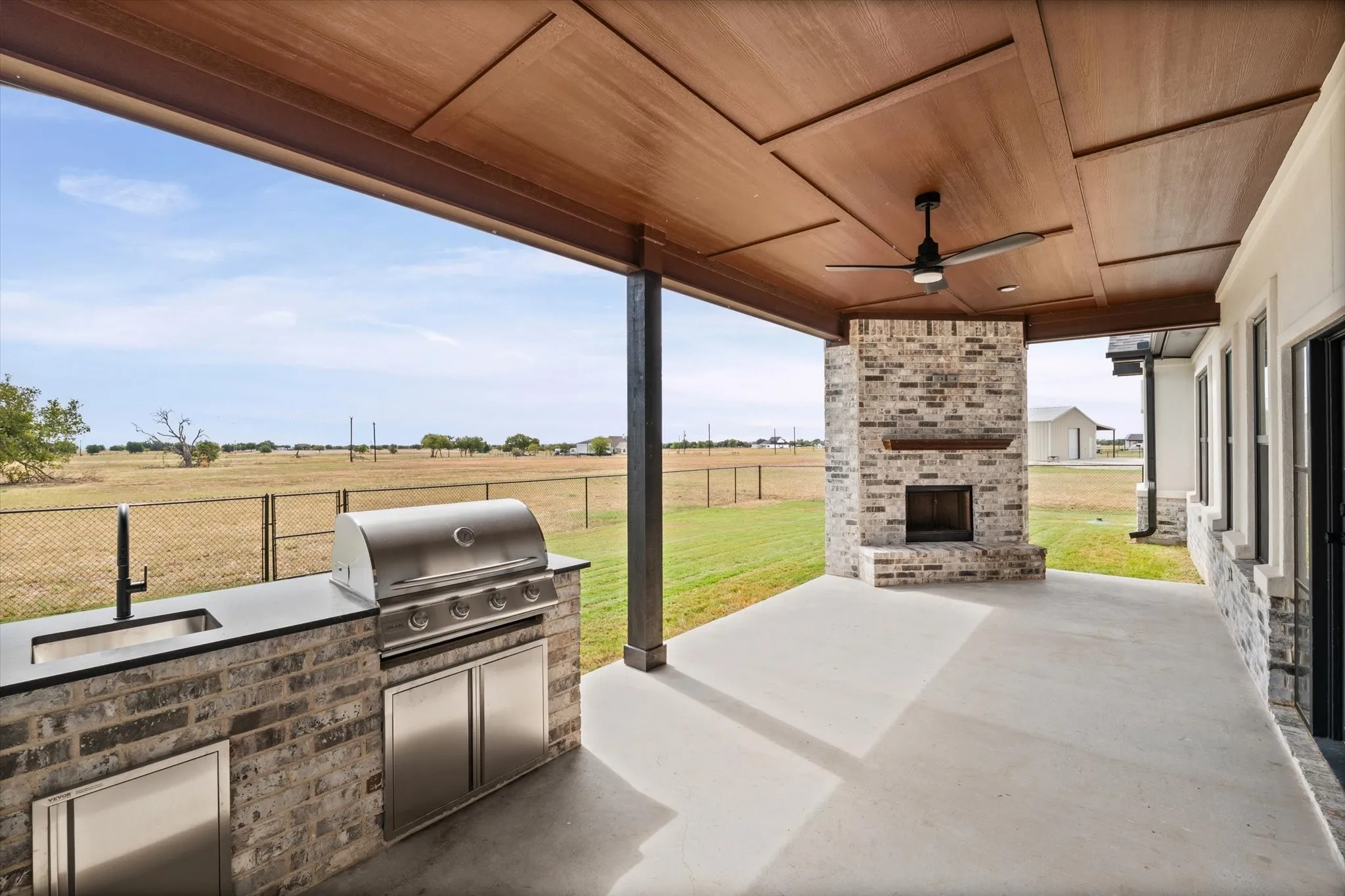 Single Family Residence For Sale in Mc Lennan County , 611 Willow Moon Ranch, Crawford, Texas 76638, 4 Bedroom, 4 Bathroom, 3 Garage spaces, 2,602 Sqft, built in 2026, mls#21393846, Real Estate Agent in Crawford, Homes For Sale in Mc Lennan county, Homes For Sale in Crawford, Realtor in Crawford Texas, Real Estate Brokerage Independent Realty Texas, Luminita Cordes Realtor