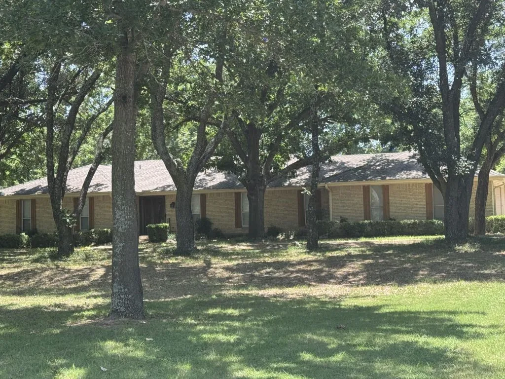 Single Family Residence For Sale