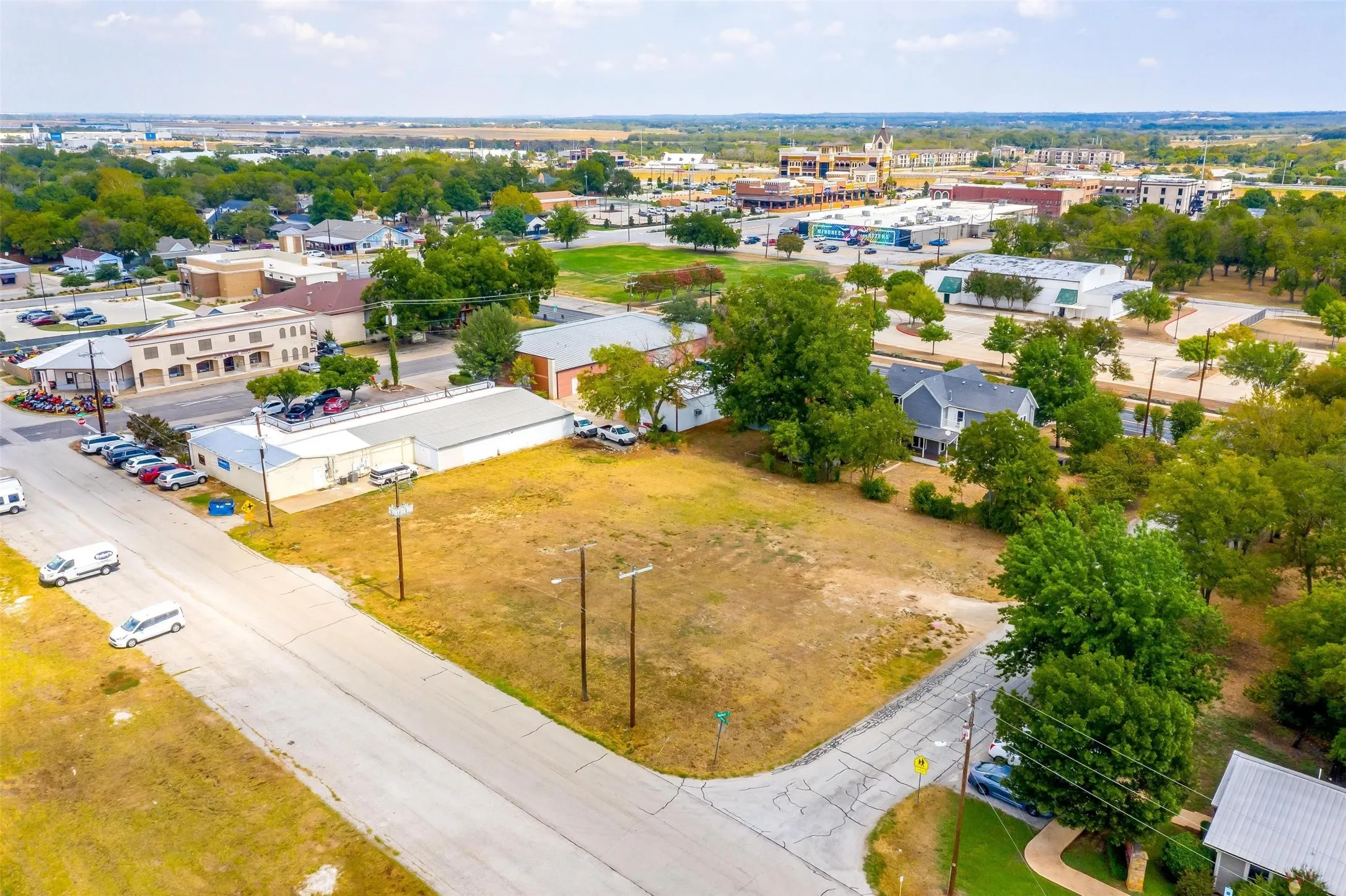 Unimproved Land For Sale in Johnson County , 133 Commerce Corner, Burleson, Texas 76028, 0, 0, Garage spaces, 0 Sqft, built in 0, mls#21392311, Real Estate Agent in Burleson, Homes For Sale in Johnson county, Homes For Sale in Burleson, Realtor in Burleson Texas, Real Estate Brokerage Independent Realty Texas, Luminita Cordes Realtor