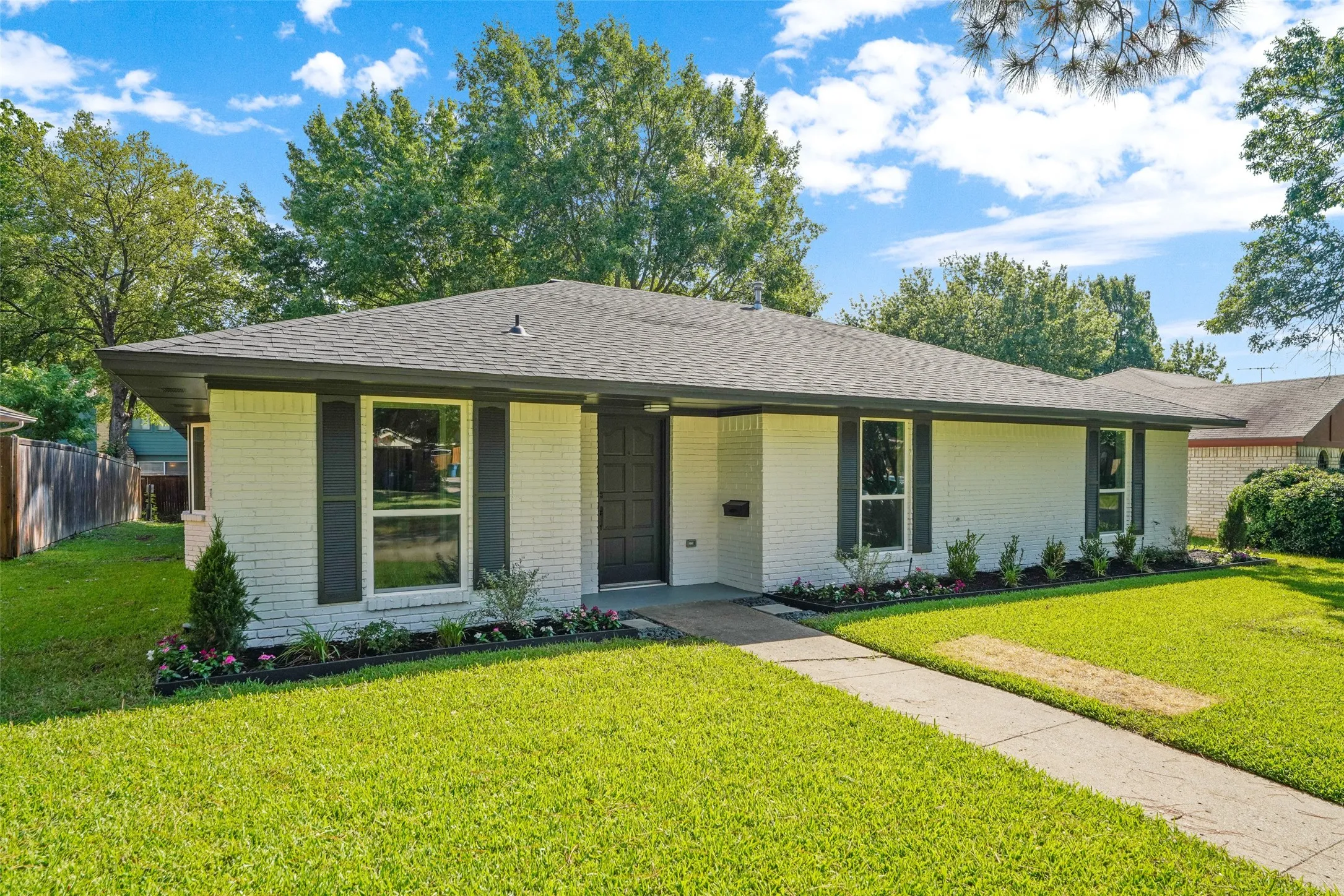 Single Family Residence For Rent in Denton County , 1441 Evergreen Drive, Lewisville, Texas 75067, 3 Bedroom, 2 Bathroom, 2 Garage spaces, 1,839 Sqft, built in 1973, mls#21392577, Real Estate Agent in Lewisville, Homes For Rent in Denton county, Homes For Rent in Lewisville, Realtor in Lewisville Texas, Real Estate Brokerage Independent Realty Texas, Luminita Cordes Realtor