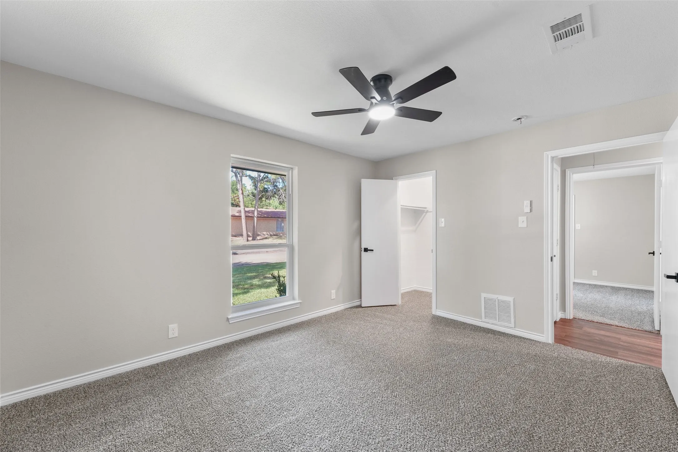 Single Family Residence For Rent in Denton County , 1441 Evergreen Drive, Lewisville, Texas 75067, 3 Bedroom, 2 Bathroom, 2 Garage spaces, 1,839 Sqft, built in 1973, mls#21392577, Real Estate Agent in Lewisville, Homes For Rent in Denton county, Homes For Rent in Lewisville, Realtor in Lewisville Texas, Real Estate Brokerage Independent Realty Texas, Luminita Cordes Realtor