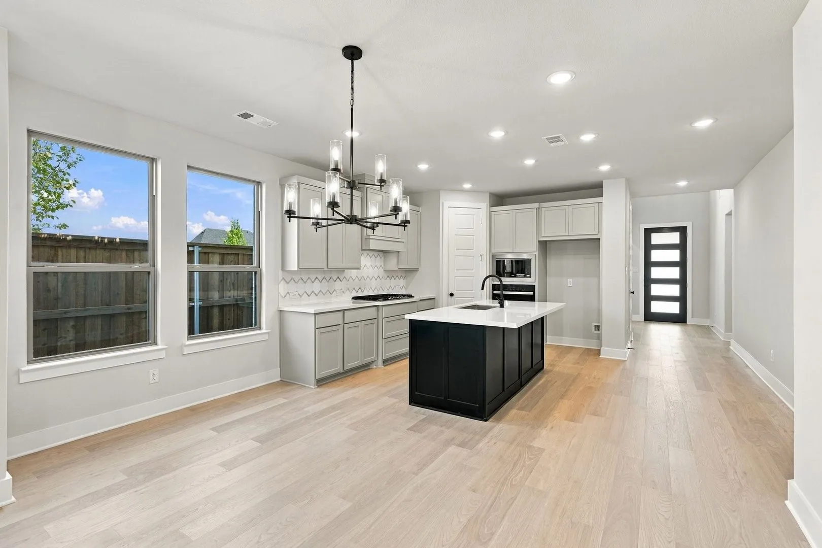 DAL_Mustang Lakes_Kenedy_3029 Casa Blanca Street (18).jpg