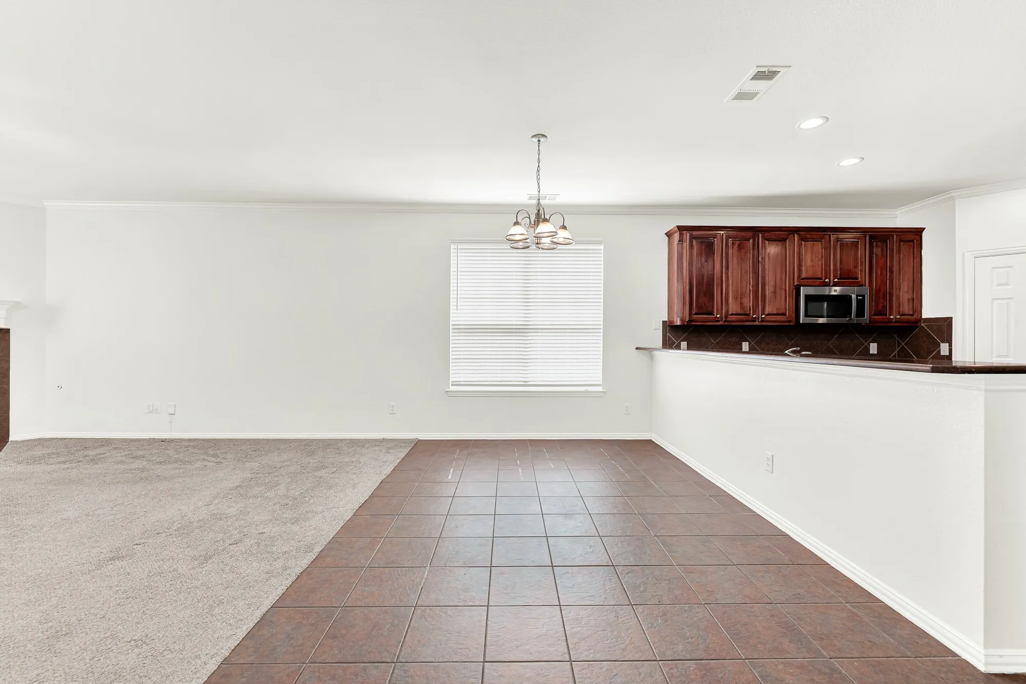 Single Family Residence For Sale in Denton County , 13270 Roadster Drive, Frisco, Texas 75033, 4 Bedroom, 3 Bathroom, 2 Garage spaces, 3,230 Sqft, built in 2004, mls#21308976, Real Estate Agent in Frisco, Homes For Sale in Denton county, Homes For Sale in Frisco, Realtor in Frisco Texas, Real Estate Brokerage Independent Realty Texas, Luminita Cordes Realtor