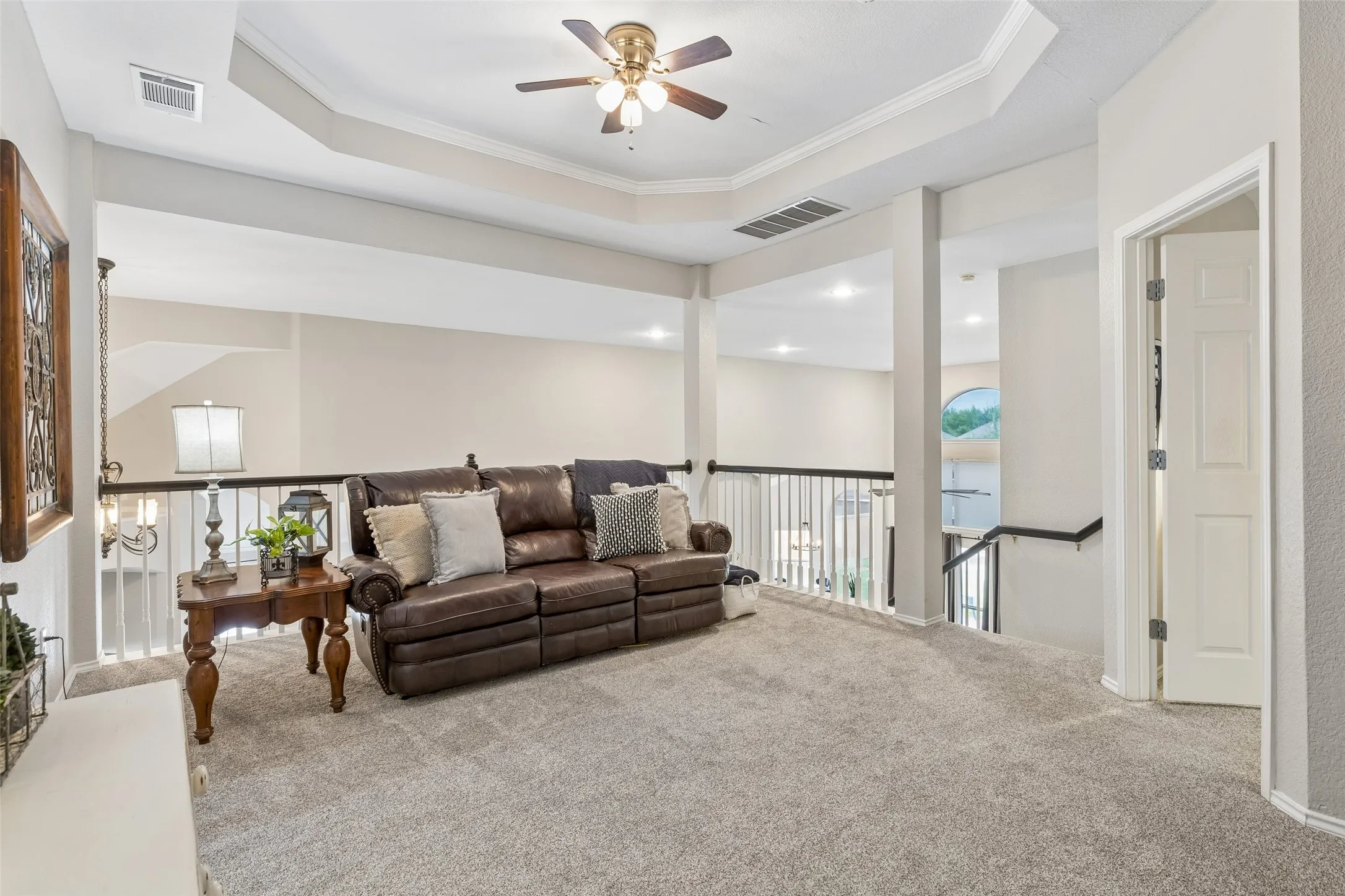 Single Family Residence For Sale in Dallas County , 7914 Kings Court, Rowlett, Texas 75089, 4 Bedroom, 3 Bathroom, 2 Garage spaces, 2,812 Sqft, built in 1999, mls#21390215, Real Estate Agent in Rowlett, Homes For Sale in Dallas county, Homes For Sale in Rowlett, Realtor in Rowlett Texas, Real Estate Brokerage Independent Realty Texas, Luminita Cordes Realtor