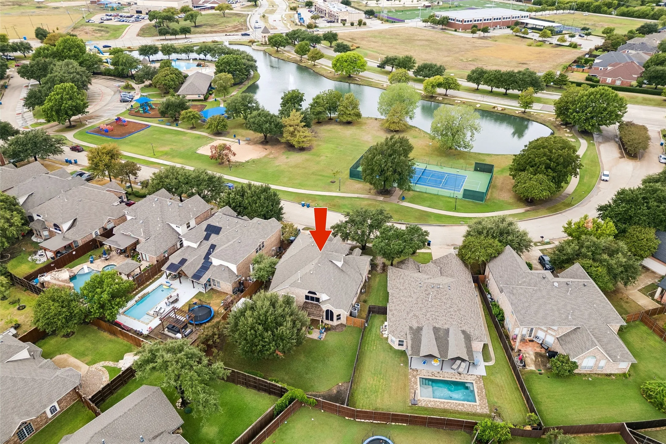 Single Family Residence For Sale in Dallas County , 7914 Kings Court, Rowlett, Texas 75089, 4 Bedroom, 3 Bathroom, 2 Garage spaces, 2,812 Sqft, built in 1999, mls#21390215, Real Estate Agent in Rowlett, Homes For Sale in Dallas county, Homes For Sale in Rowlett, Realtor in Rowlett Texas, Real Estate Brokerage Independent Realty Texas, Luminita Cordes Realtor