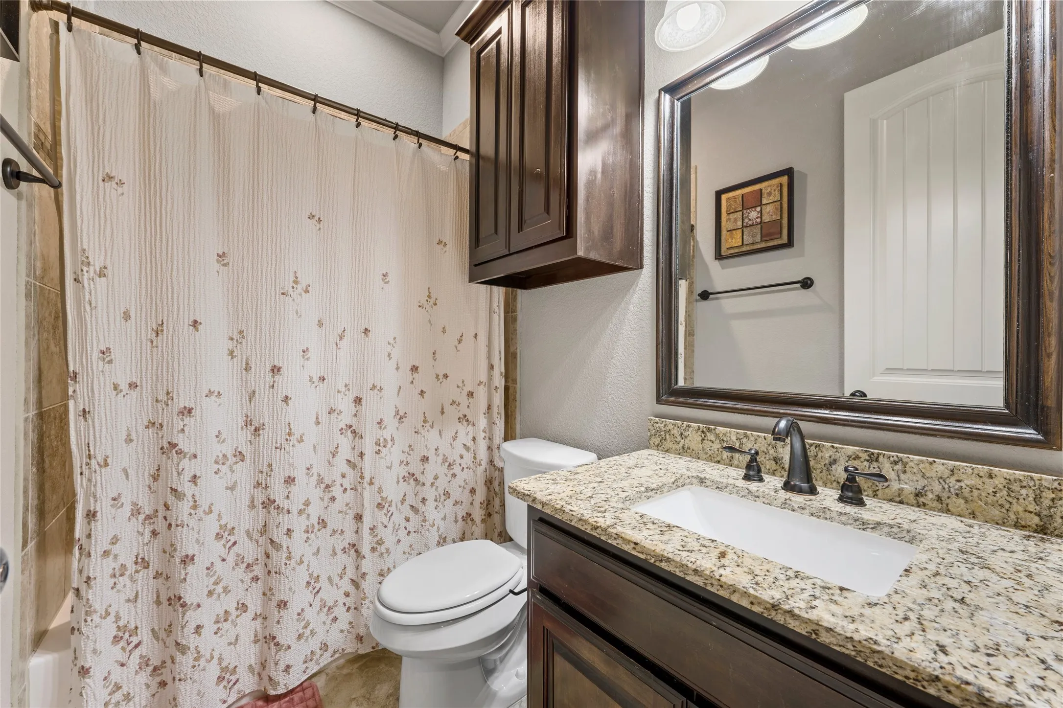 Single Family Residence For Sale in Mc Lennan County , 2109 Therese, Waco, Texas 76712, 5 Bedroom, 3 Bathroom, 2 Garage spaces, 2,889 Sqft, built in 2016, mls#21393744, Real Estate Agent in Waco, Homes For Sale in Mc Lennan county, Homes For Sale in Waco, Realtor in Waco Texas, Real Estate Brokerage Independent Realty Texas, Luminita Cordes Realtor