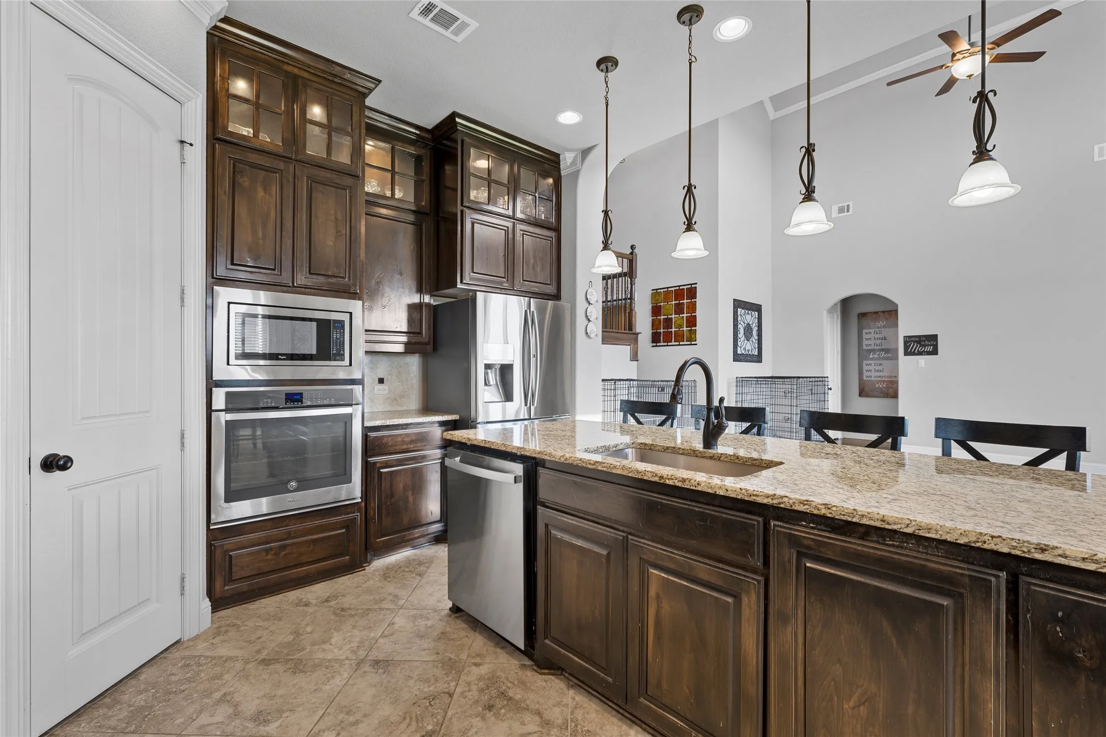 Single Family Residence For Sale in Mc Lennan County , 2109 Therese, Waco, Texas 76712, 5 Bedroom, 3 Bathroom, 2 Garage spaces, 2,889 Sqft, built in 2016, mls#21393744, Real Estate Agent in Waco, Homes For Sale in Mc Lennan county, Homes For Sale in Waco, Realtor in Waco Texas, Real Estate Brokerage Independent Realty Texas, Luminita Cordes Realtor