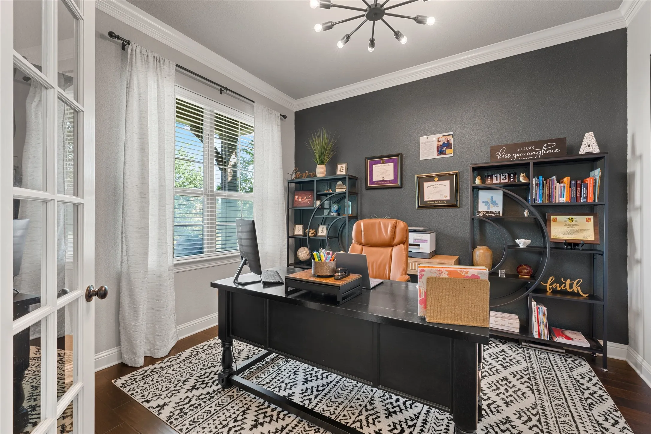 Single Family Residence For Sale in Mc Lennan County , 2109 Therese, Waco, Texas 76712, 5 Bedroom, 3 Bathroom, 2 Garage spaces, 2,889 Sqft, built in 2016, mls#21393744, Real Estate Agent in Waco, Homes For Sale in Mc Lennan county, Homes For Sale in Waco, Realtor in Waco Texas, Real Estate Brokerage Independent Realty Texas, Luminita Cordes Realtor