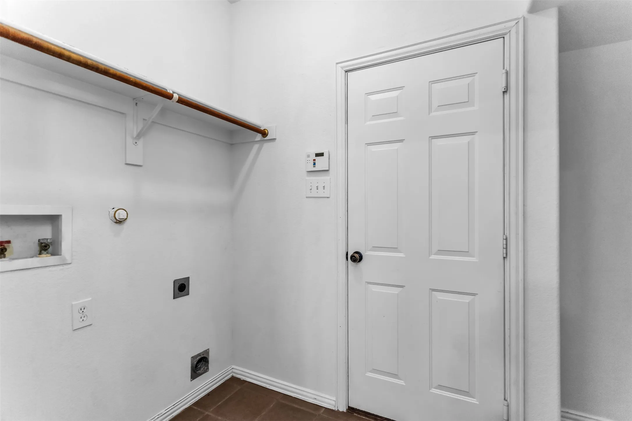 Single Family Residence For Rent in Collin County , 11701 Lampwick Lane, Frisco, Texas 75035, 4 Bedroom, 4 Bathroom, 2 Garage spaces, 3,980 Sqft, built in 2005, mls#21392082, Real Estate Agent in Frisco, Homes For Rent in Collin county, Homes For Rent in Frisco, Realtor in Frisco Texas, Real Estate Brokerage Independent Realty Texas, Luminita Cordes Realtor