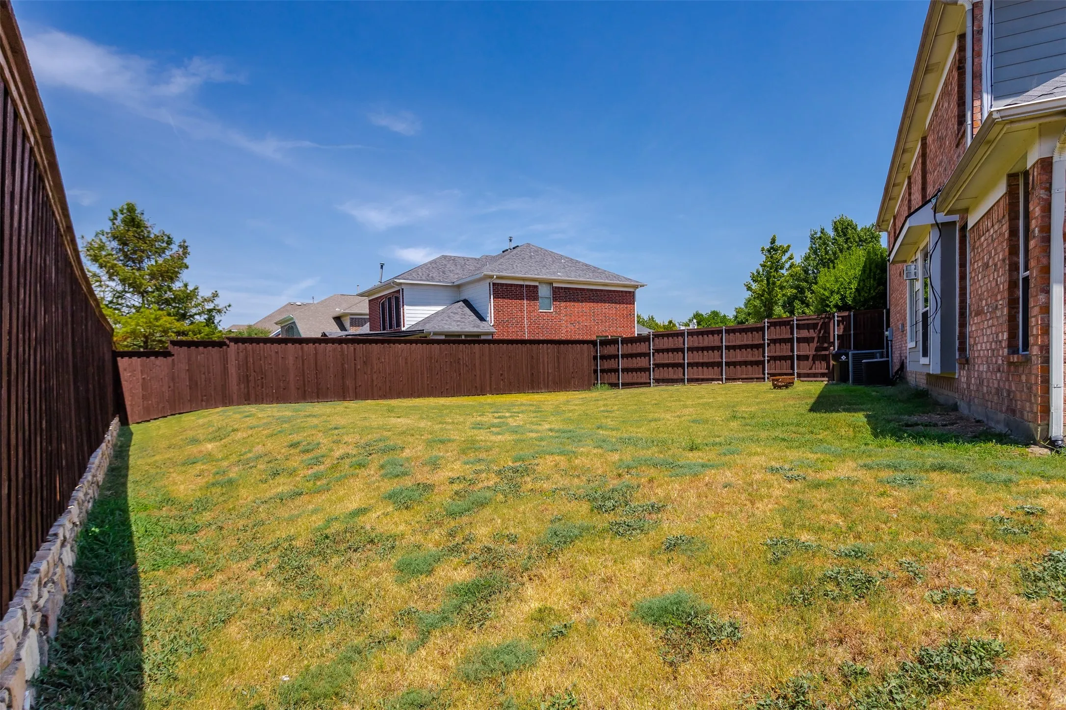 Single Family Residence For Rent in Collin County , 11701 Lampwick Lane, Frisco, Texas 75035, 4 Bedroom, 4 Bathroom, 2 Garage spaces, 3,980 Sqft, built in 2005, mls#21392082, Real Estate Agent in Frisco, Homes For Rent in Collin county, Homes For Rent in Frisco, Realtor in Frisco Texas, Real Estate Brokerage Independent Realty Texas, Luminita Cordes Realtor