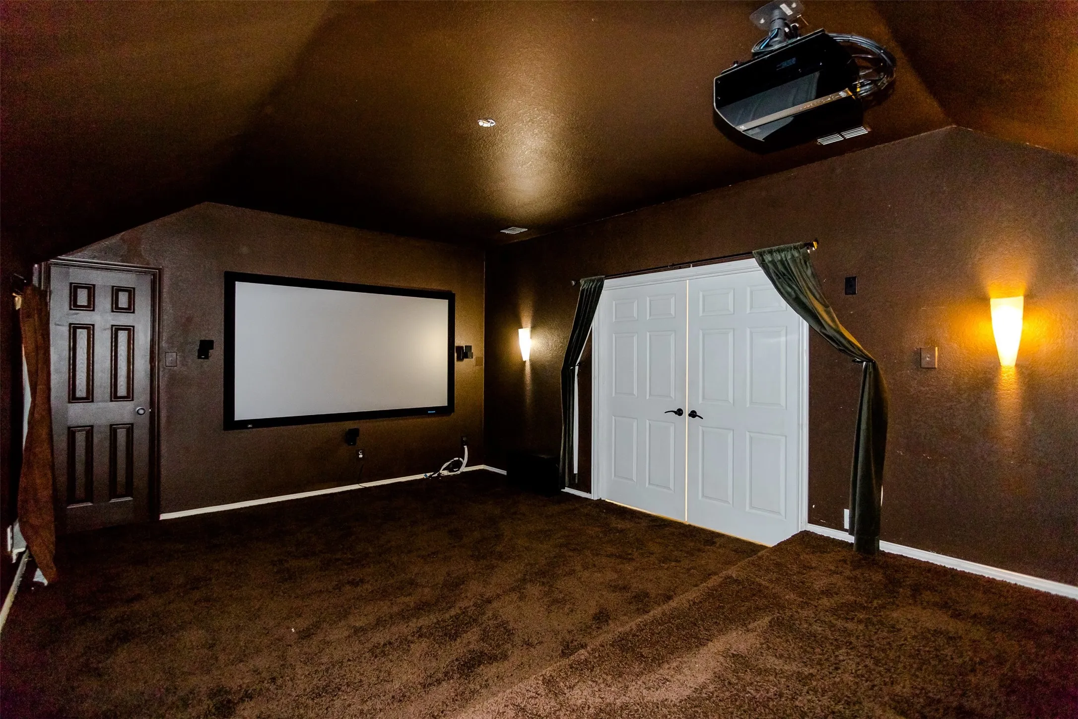 Single Family Residence For Rent in Collin County , 11701 Lampwick Lane, Frisco, Texas 75035, 4 Bedroom, 4 Bathroom, 2 Garage spaces, 3,980 Sqft, built in 2005, mls#21392082, Real Estate Agent in Frisco, Homes For Rent in Collin county, Homes For Rent in Frisco, Realtor in Frisco Texas, Real Estate Brokerage Independent Realty Texas, Luminita Cordes Realtor