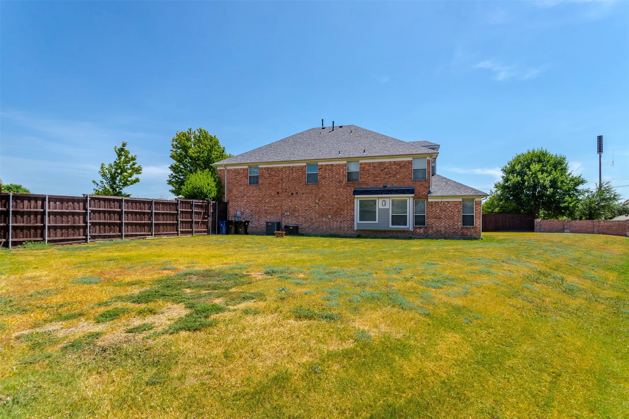 Single Family Residence For Rent in Collin County , 11701 Lampwick Lane, Frisco, Texas 75035, 4 Bedroom, 4 Bathroom, 2 Garage spaces, 3,980 Sqft, built in 2005, mls#21392082, Real Estate Agent in Frisco, Homes For Rent in Collin county, Homes For Rent in Frisco, Realtor in Frisco Texas, Real Estate Brokerage Independent Realty Texas, Luminita Cordes Realtor