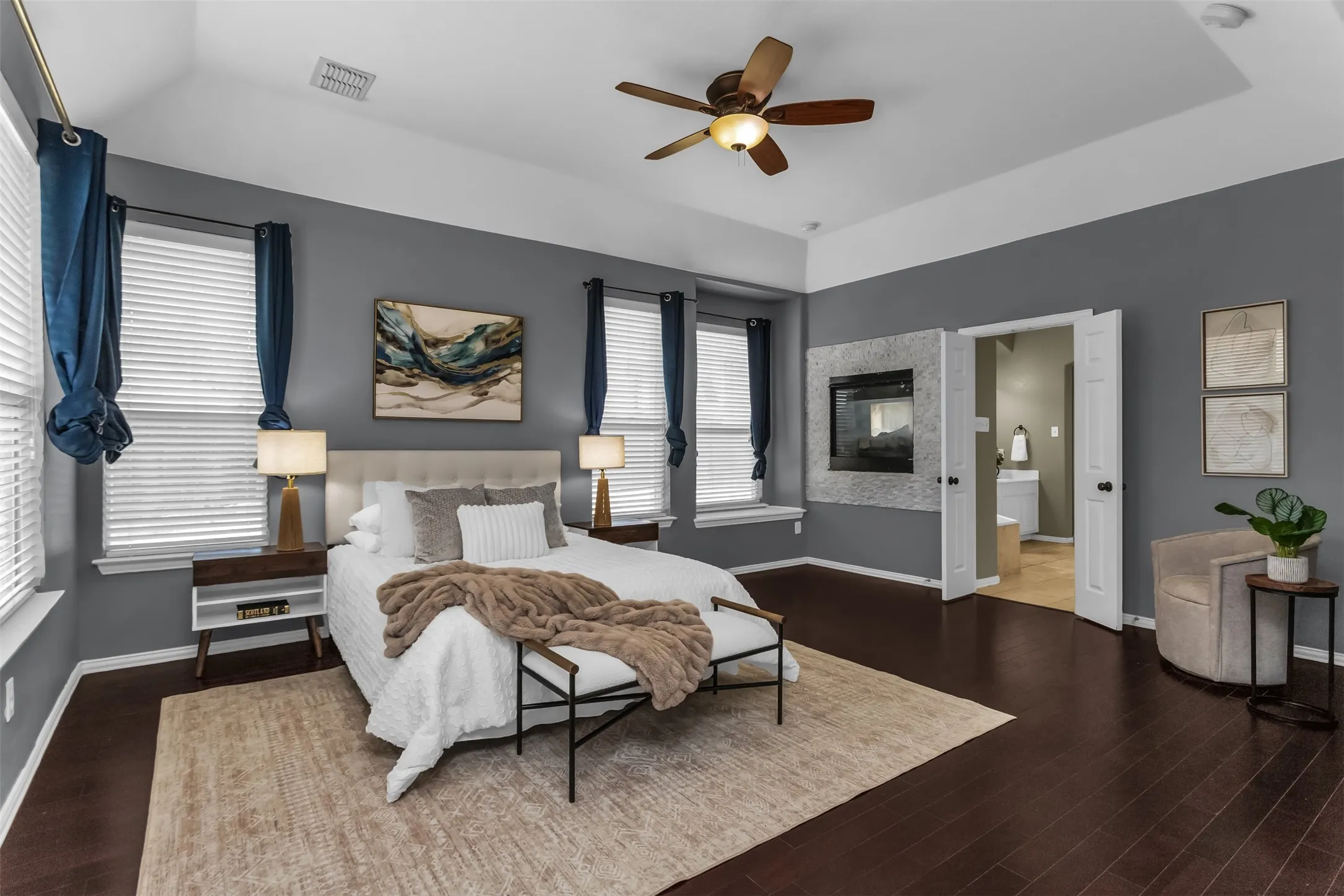 Single Family Residence For Rent in Collin County , 11701 Lampwick Lane, Frisco, Texas 75035, 4 Bedroom, 4 Bathroom, 2 Garage spaces, 3,980 Sqft, built in 2005, mls#21392082, Real Estate Agent in Frisco, Homes For Rent in Collin county, Homes For Rent in Frisco, Realtor in Frisco Texas, Real Estate Brokerage Independent Realty Texas, Luminita Cordes Realtor