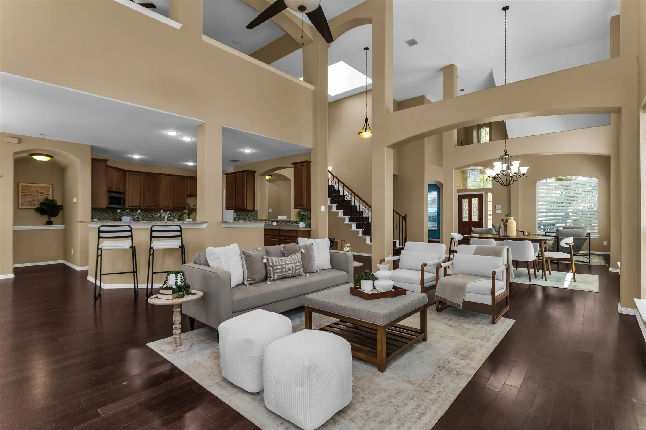 Single Family Residence For Rent