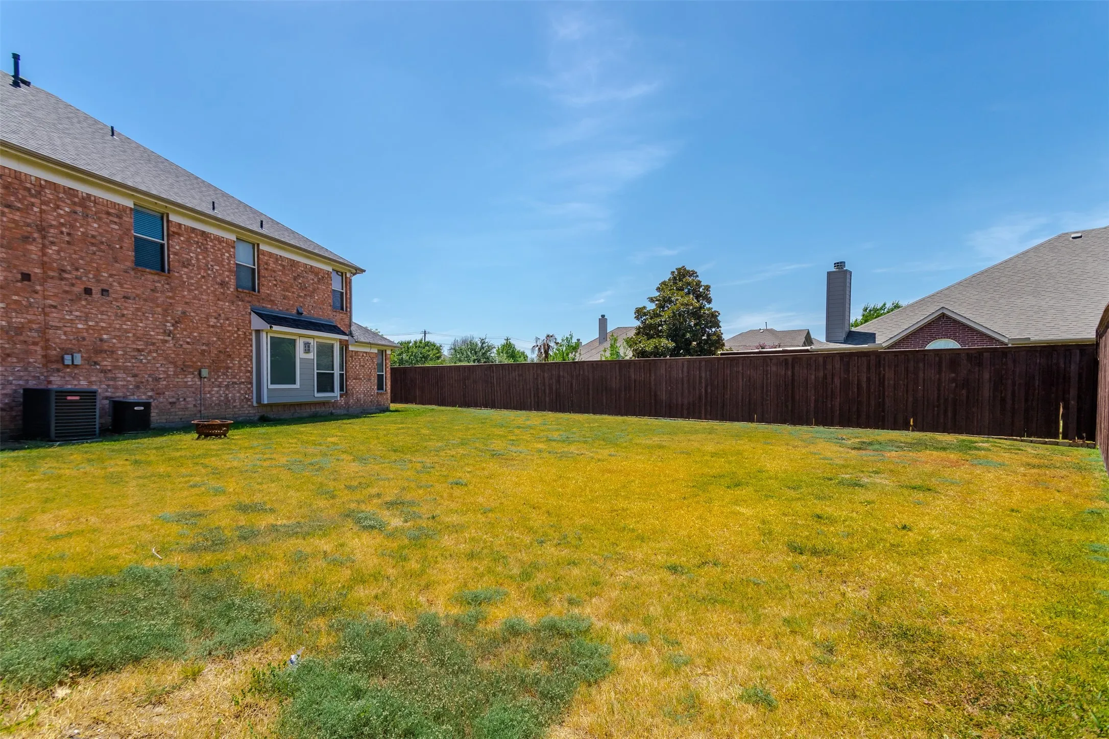 Single Family Residence For Rent in Collin County , 11701 Lampwick Lane, Frisco, Texas 75035, 4 Bedroom, 4 Bathroom, 2 Garage spaces, 3,980 Sqft, built in 2005, mls#21392082, Real Estate Agent in Frisco, Homes For Rent in Collin county, Homes For Rent in Frisco, Realtor in Frisco Texas, Real Estate Brokerage Independent Realty Texas, Luminita Cordes Realtor