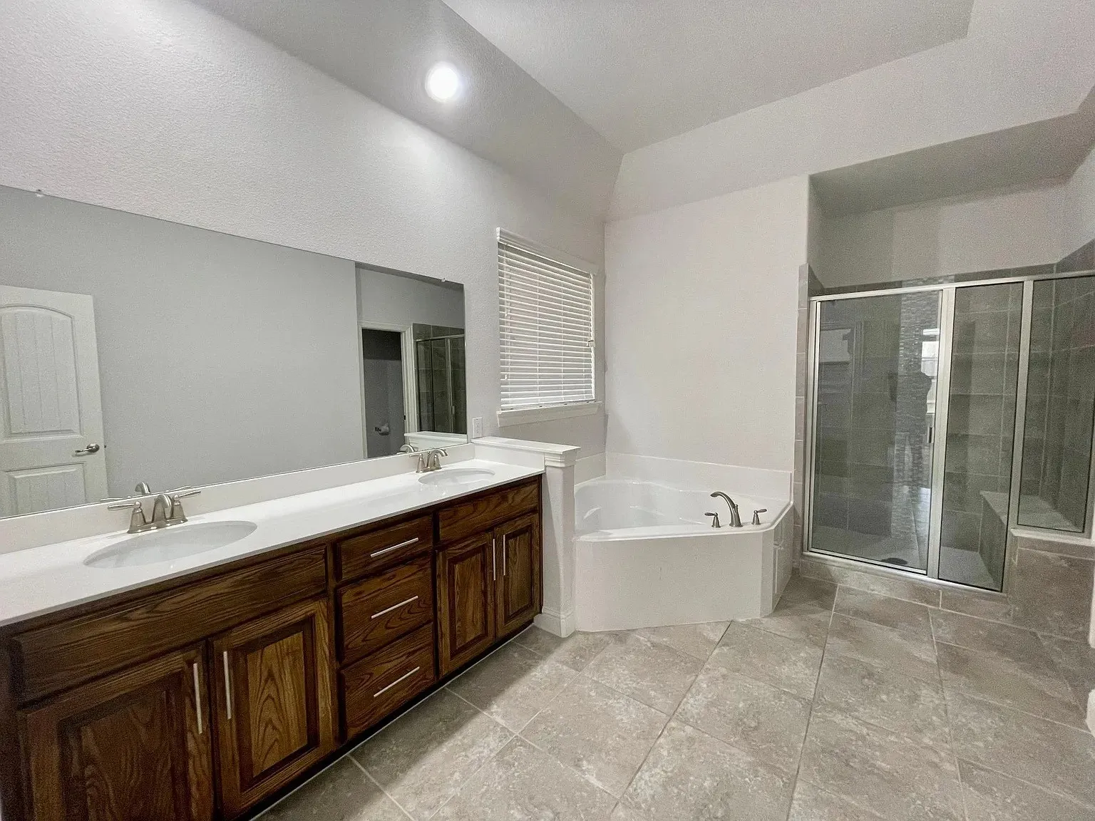 Single Family Residence For Rent in Collin County , 10705 Galveston Place, Mc Kinney, Texas 75071, 3 Bedroom, 2 Bathroom, 2 Garage spaces, 2,057 Sqft, built in 2018, mls#21392795, Real Estate Agent in Mc Kinney, Homes For Rent in Collin county, Homes For Rent in Mc Kinney, Realtor in Mc Kinney Texas, Real Estate Brokerage Independent Realty Texas, Luminita Cordes Realtor