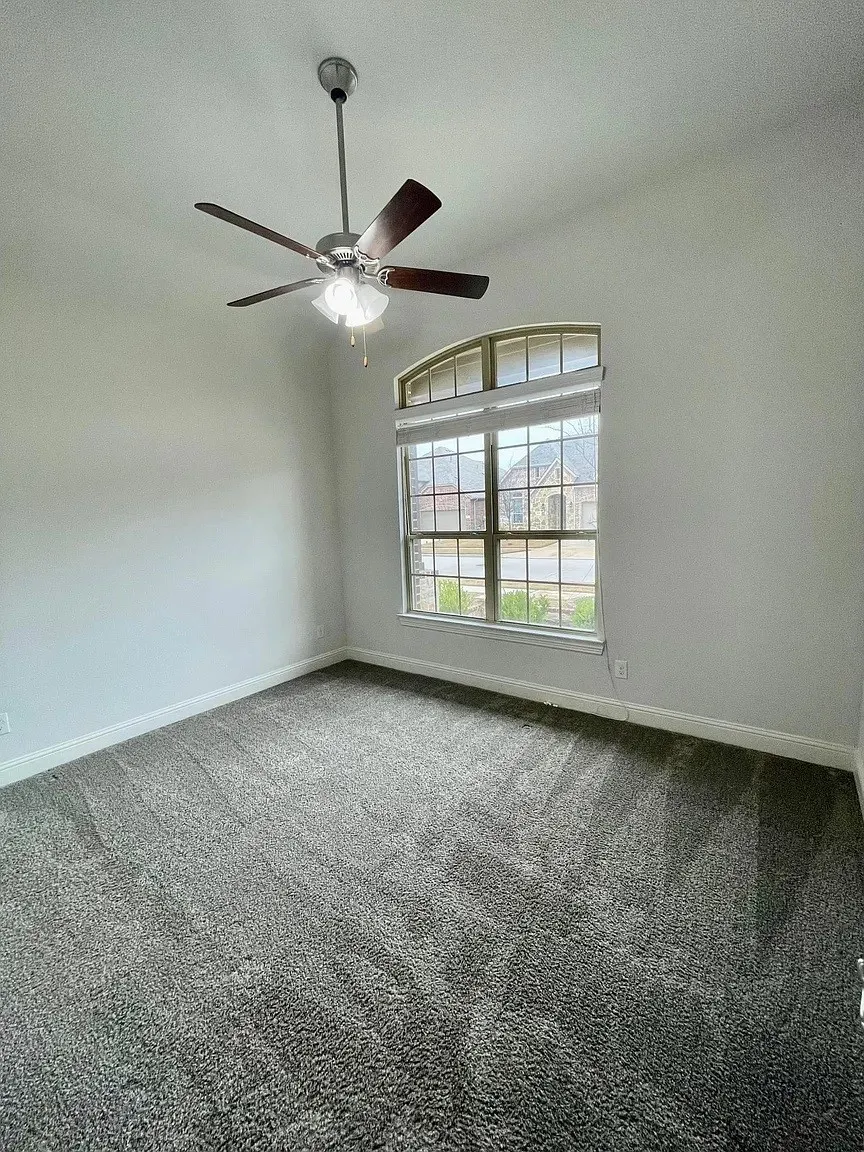 Single Family Residence For Rent in Collin County , 10705 Galveston Place, Mc Kinney, Texas 75071, 3 Bedroom, 2 Bathroom, 2 Garage spaces, 2,057 Sqft, built in 2018, mls#21392795, Real Estate Agent in Mc Kinney, Homes For Rent in Collin county, Homes For Rent in Mc Kinney, Realtor in Mc Kinney Texas, Real Estate Brokerage Independent Realty Texas, Luminita Cordes Realtor
