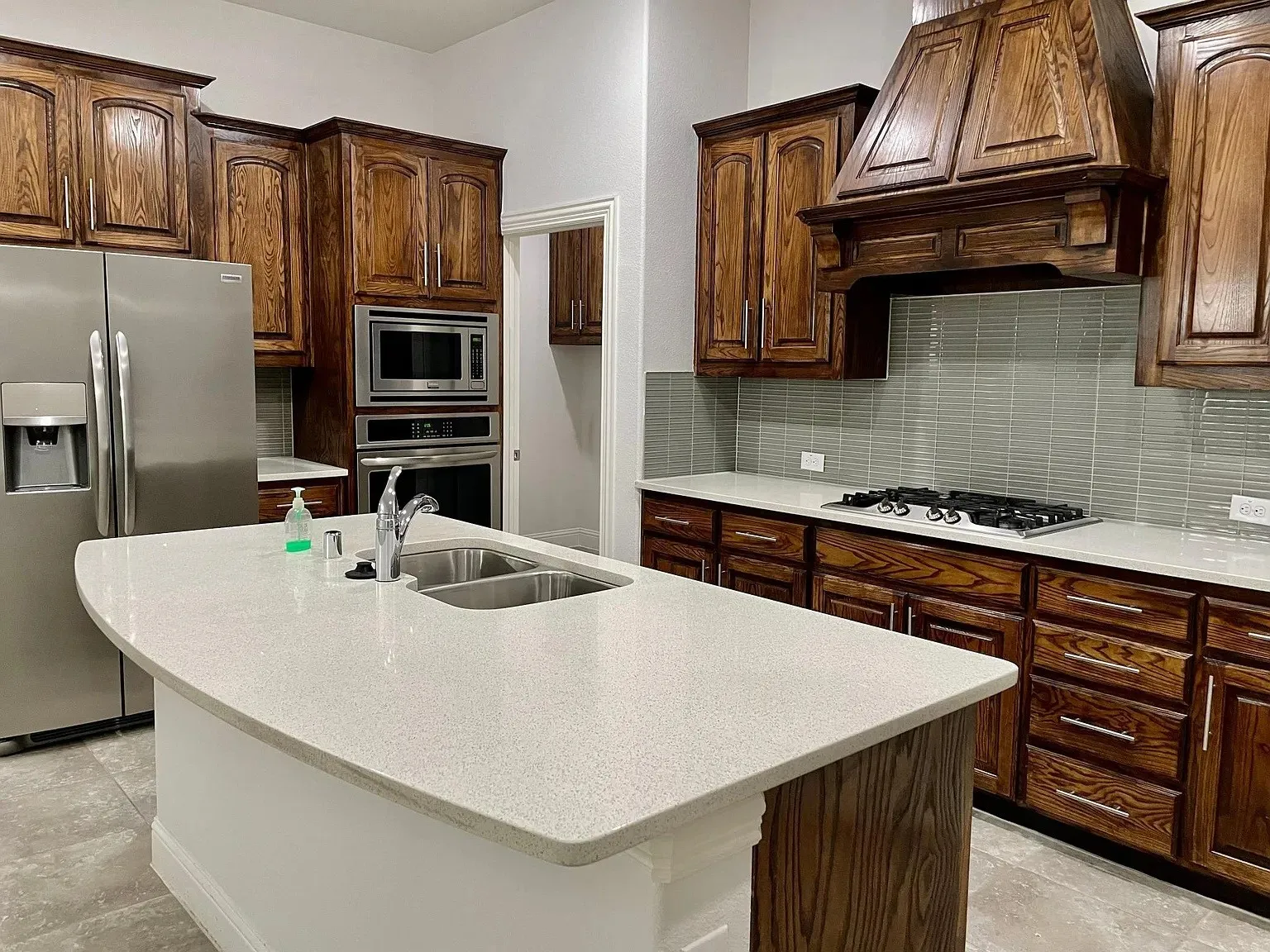 Single Family Residence For Rent in Collin County , 10705 Galveston Place, Mc Kinney, Texas 75071, 3 Bedroom, 2 Bathroom, 2 Garage spaces, 2,057 Sqft, built in 2018, mls#21392795, Real Estate Agent in Mc Kinney, Homes For Rent in Collin county, Homes For Rent in Mc Kinney, Realtor in Mc Kinney Texas, Real Estate Brokerage Independent Realty Texas, Luminita Cordes Realtor
