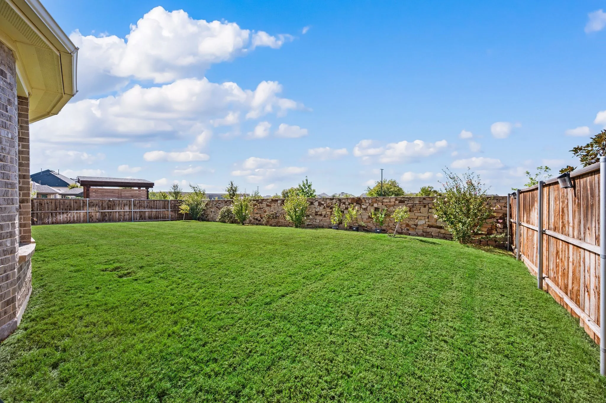 Single Family Residence For Sale in Denton County , 11625 Slumber Falls Drive, Flower Mound, Texas 76226, 5 Bedroom, 5 Bathroom, 3 Garage spaces, 4,095 Sqft, built in 2020, mls#21388437, Real Estate Agent in Flower Mound, Homes For Sale in Denton county, Homes For Sale in Flower Mound, Realtor in Flower Mound Texas, Real Estate Brokerage Independent Realty Texas, Luminita Cordes Realtor