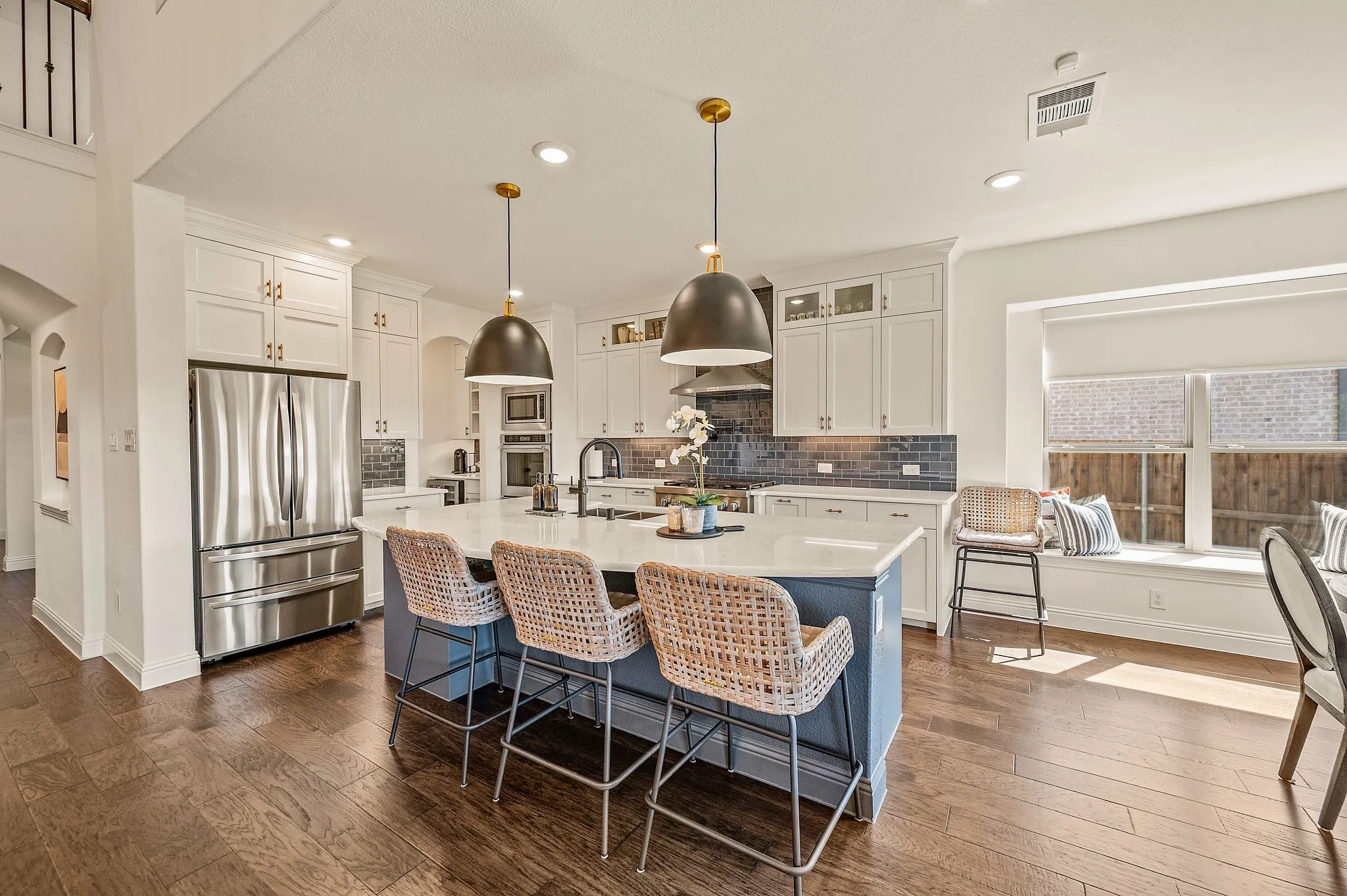 Single Family Residence For Sale in Denton County , 11625 Slumber Falls Drive, Flower Mound, Texas 76226, 5 Bedroom, 5 Bathroom, 3 Garage spaces, 4,095 Sqft, built in 2020, mls#21388437, Real Estate Agent in Flower Mound, Homes For Sale in Denton county, Homes For Sale in Flower Mound, Realtor in Flower Mound Texas, Real Estate Brokerage Independent Realty Texas, Luminita Cordes Realtor