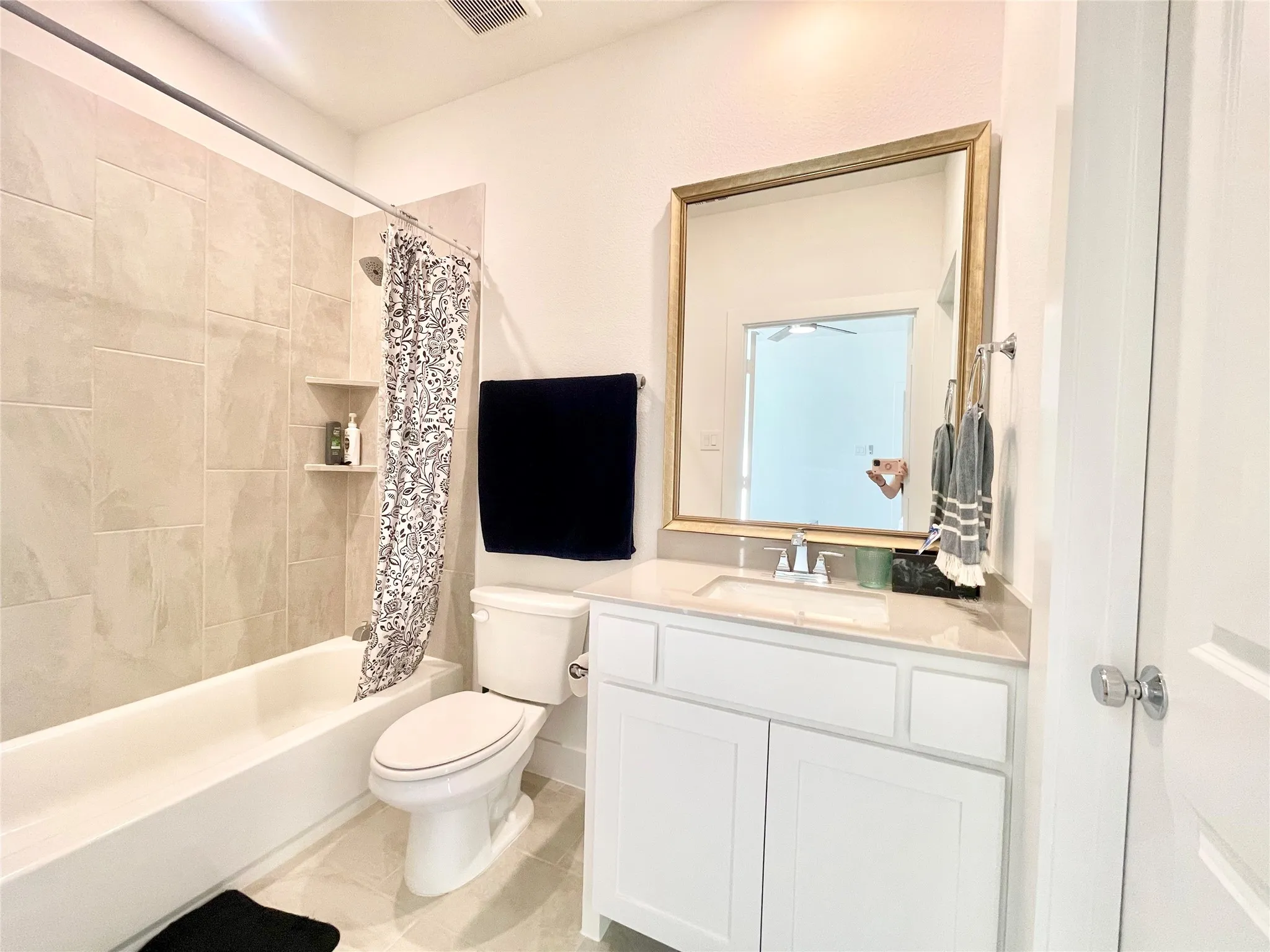 Single Family Residence For Rent in Denton County , 4460 Durst Lane, Prosper, Texas 75078, 4 Bedroom, 5 Bathroom, 3 Garage spaces, 3,532 Sqft, built in 2024, mls#21393993, Real Estate Agent in Prosper, Homes For Rent in Denton county, Homes For Rent in Prosper, Realtor in Prosper Texas, Real Estate Brokerage Independent Realty Texas, Luminita Cordes Realtor
