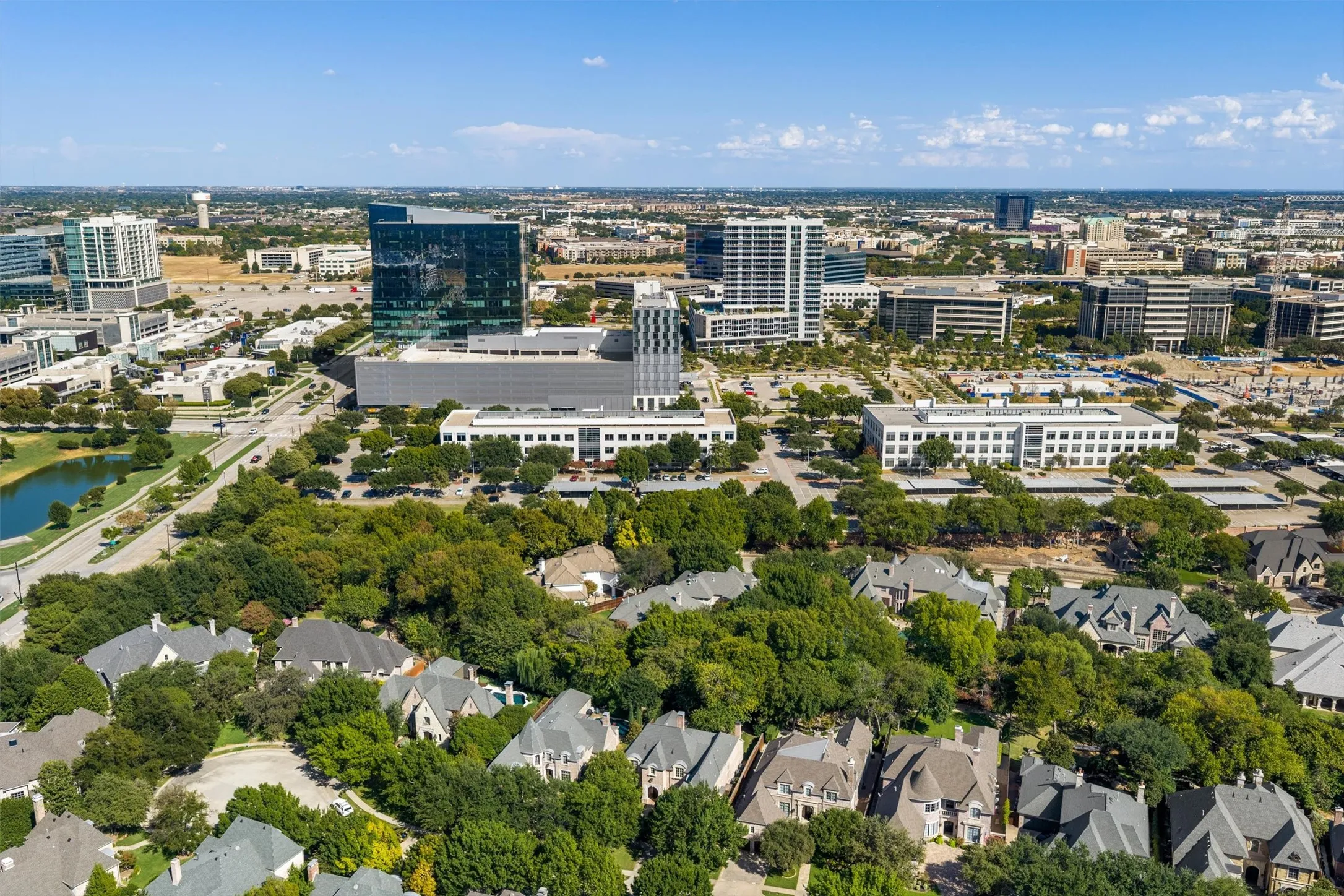 Work, live, play area of west Frisco is vibrant and close to Tollway, 121 and so much more! The FORD center is walkable!!