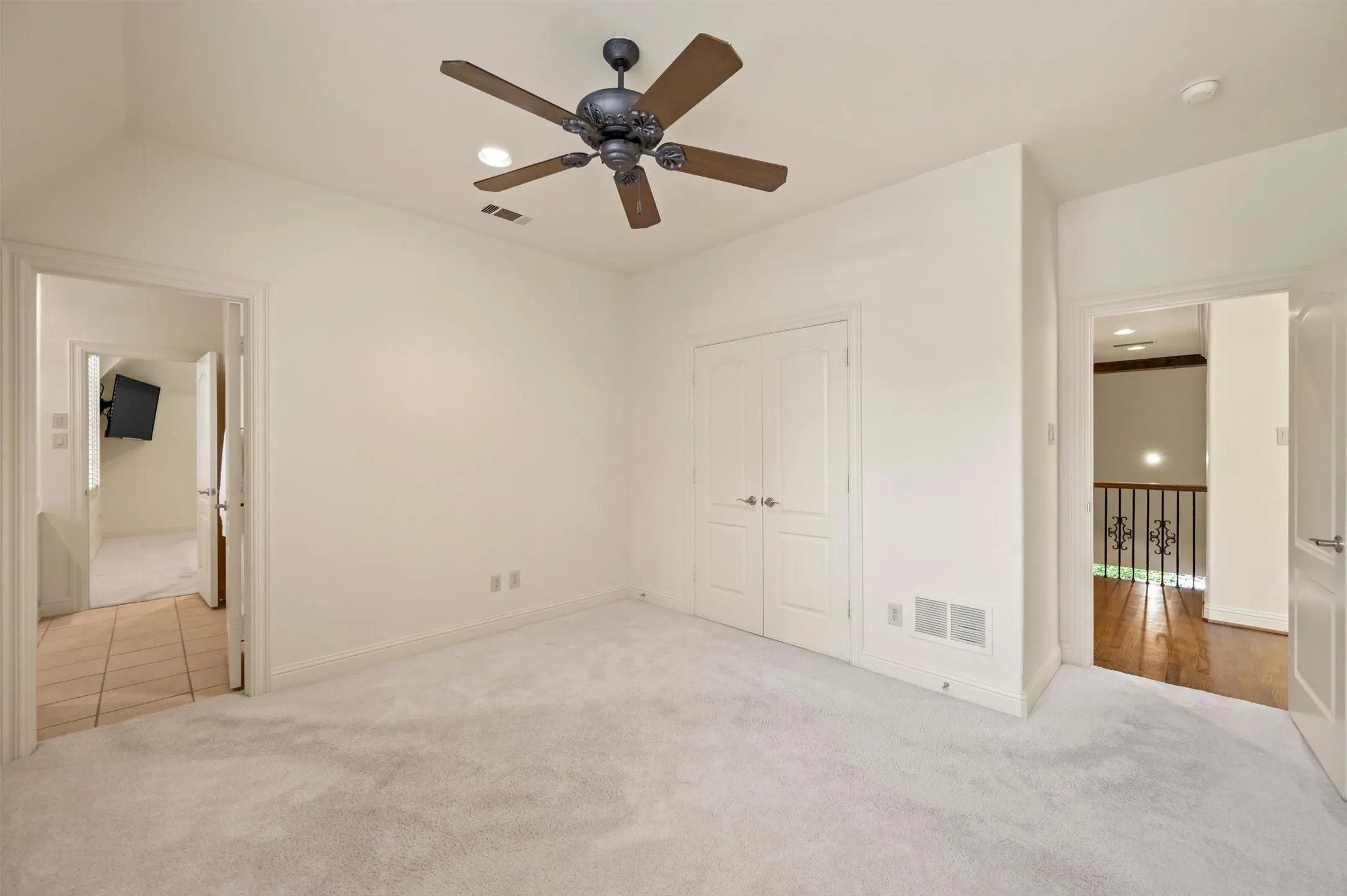 Single Family Residence For Sale in Collin County , 3116 Seneca Drive, Frisco, Texas 75034, 4 Bedroom, 4 Bathroom, 3 Garage spaces, 4,654 Sqft, built in 2001, mls#21393112, Real Estate Agent in Frisco, Homes For Sale in Collin county, Homes For Sale in Frisco, Realtor in Frisco Texas, Real Estate Brokerage Independent Realty Texas, Luminita Cordes Realtor