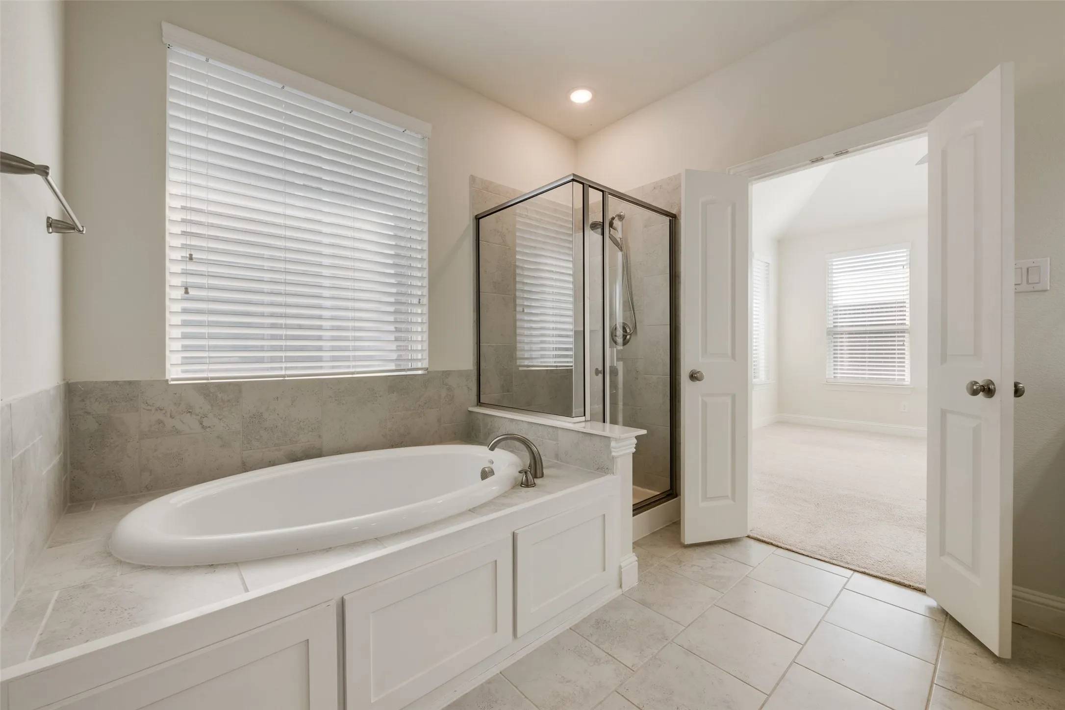 Single Family Residence For Rent in Dallas County , 397 Myrtle Beach Drive, Garland, Texas 75040, 3 Bedroom, 2 Bathroom, 2 Garage spaces, 1,890 Sqft, built in 2020, mls#21393994, Real Estate Agent in Garland, Homes For Rent in Dallas county, Homes For Rent in Garland, Realtor in Garland Texas, Real Estate Brokerage Independent Realty Texas, Luminita Cordes Realtor