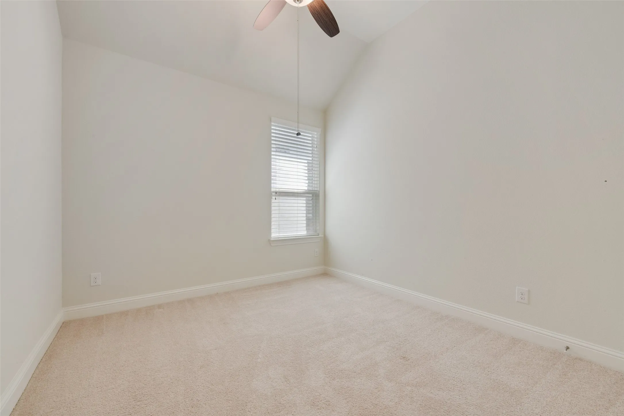 Single Family Residence For Rent in Dallas County , 397 Myrtle Beach Drive, Garland, Texas 75040, 3 Bedroom, 2 Bathroom, 2 Garage spaces, 1,890 Sqft, built in 2020, mls#21393994, Real Estate Agent in Garland, Homes For Rent in Dallas county, Homes For Rent in Garland, Realtor in Garland Texas, Real Estate Brokerage Independent Realty Texas, Luminita Cordes Realtor