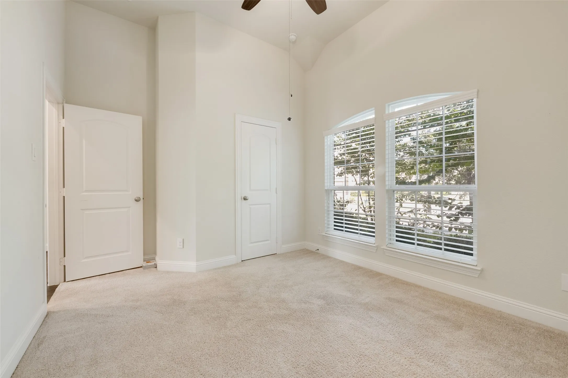 Single Family Residence For Rent in Dallas County , 397 Myrtle Beach Drive, Garland, Texas 75040, 3 Bedroom, 2 Bathroom, 2 Garage spaces, 1,890 Sqft, built in 2020, mls#21393994, Real Estate Agent in Garland, Homes For Rent in Dallas county, Homes For Rent in Garland, Realtor in Garland Texas, Real Estate Brokerage Independent Realty Texas, Luminita Cordes Realtor