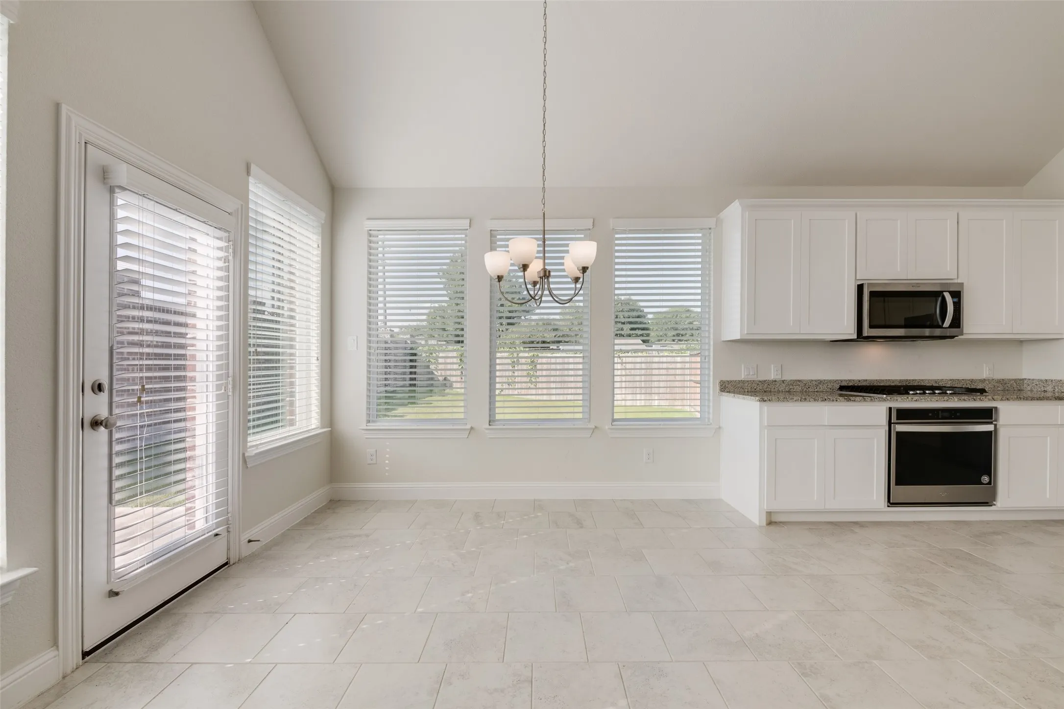 Single Family Residence For Rent in Dallas County , 397 Myrtle Beach Drive, Garland, Texas 75040, 3 Bedroom, 2 Bathroom, 2 Garage spaces, 1,890 Sqft, built in 2020, mls#21393994, Real Estate Agent in Garland, Homes For Rent in Dallas county, Homes For Rent in Garland, Realtor in Garland Texas, Real Estate Brokerage Independent Realty Texas, Luminita Cordes Realtor