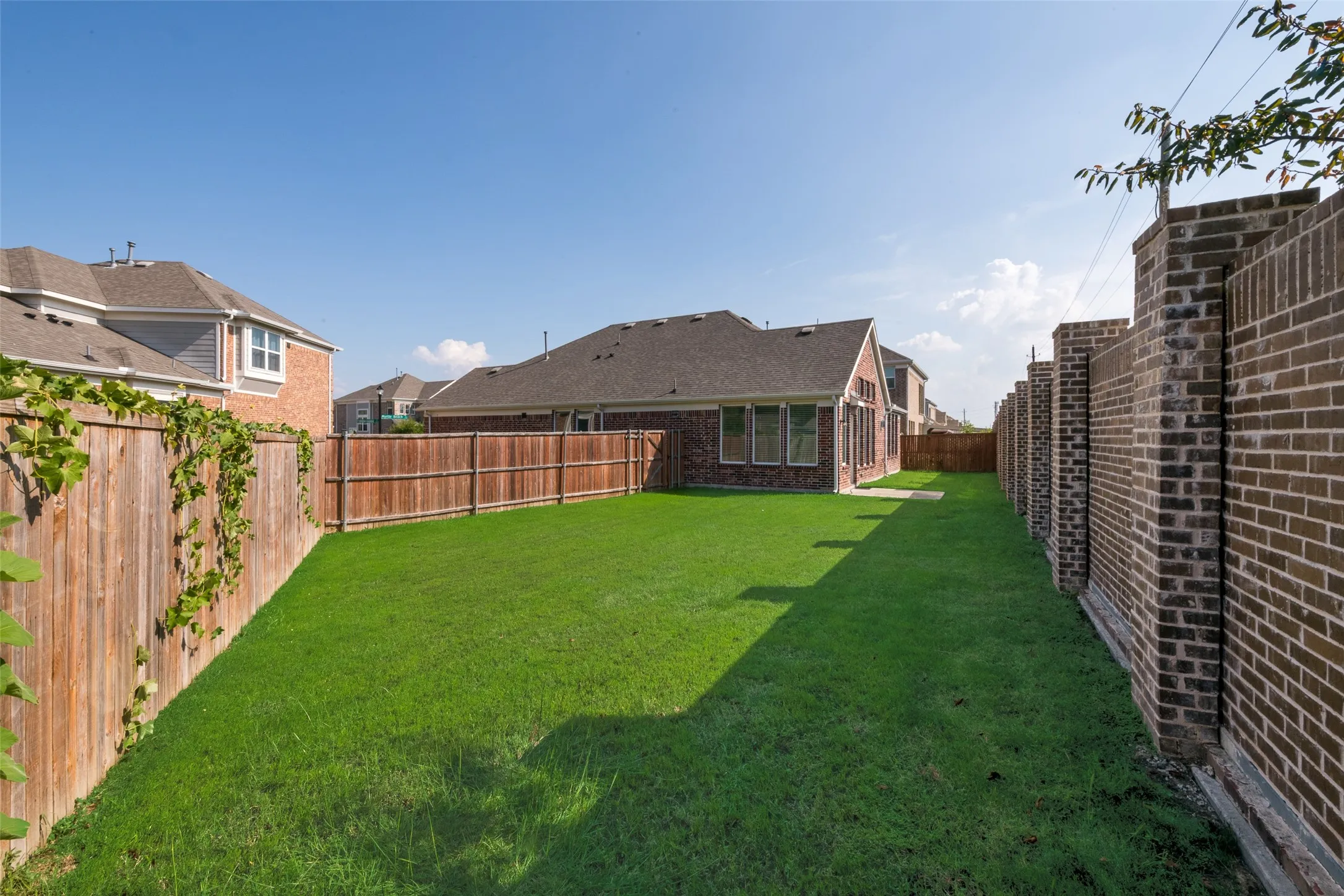 Single Family Residence For Rent in Dallas County , 397 Myrtle Beach Drive, Garland, Texas 75040, 3 Bedroom, 2 Bathroom, 2 Garage spaces, 1,890 Sqft, built in 2020, mls#21393994, Real Estate Agent in Garland, Homes For Rent in Dallas county, Homes For Rent in Garland, Realtor in Garland Texas, Real Estate Brokerage Independent Realty Texas, Luminita Cordes Realtor