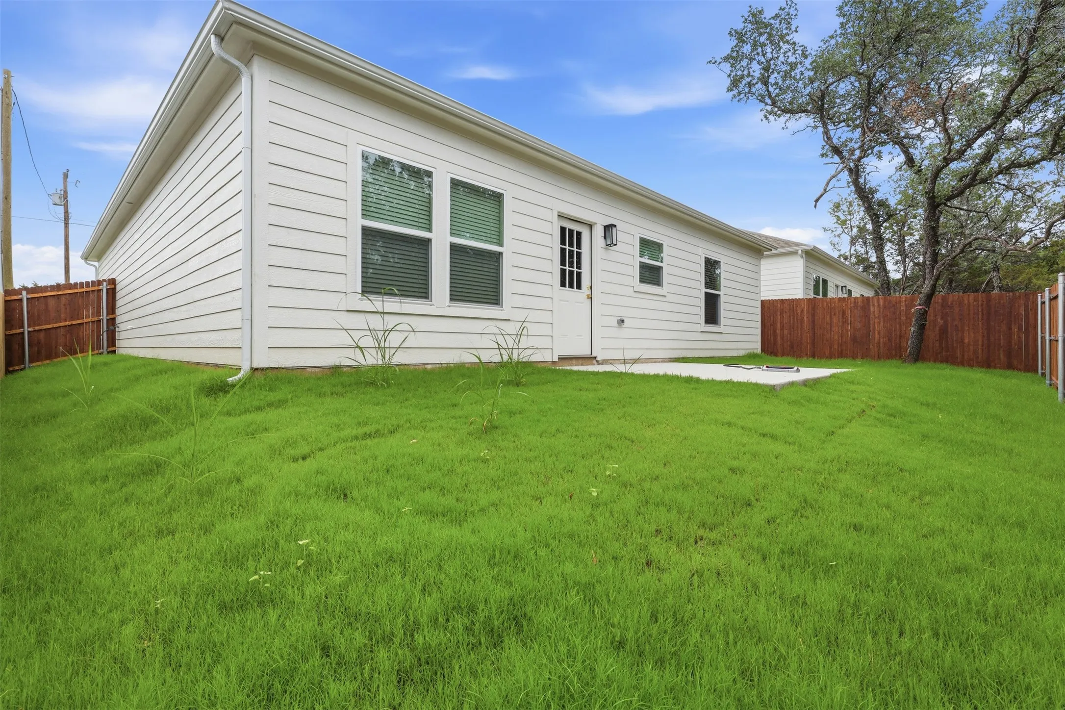 Single Family Residence For Rent in Hood County , 5718 Barkridge Drive, Granbury, Texas 76048, 3 Bedroom, 2 Bathroom, 1 Garage spaces, 1,440 Sqft, built in 2026, mls#21392980, Real Estate Agent in Granbury, Homes For Rent in Hood county, Homes For Rent in Granbury, Realtor in Granbury Texas, Real Estate Brokerage Independent Realty Texas, Luminita Cordes Realtor