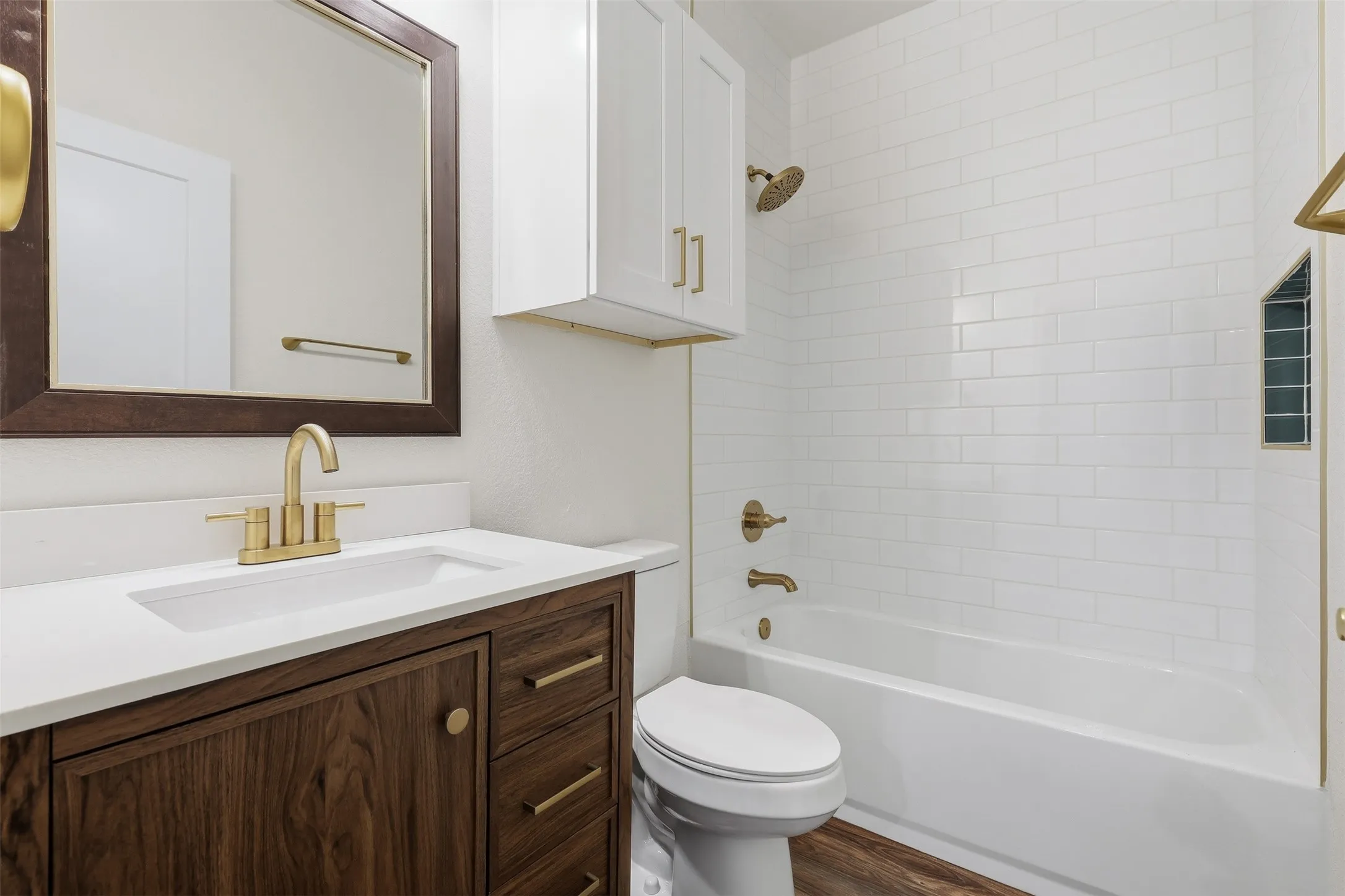 2nd Bathroom with built in niche for shower needs