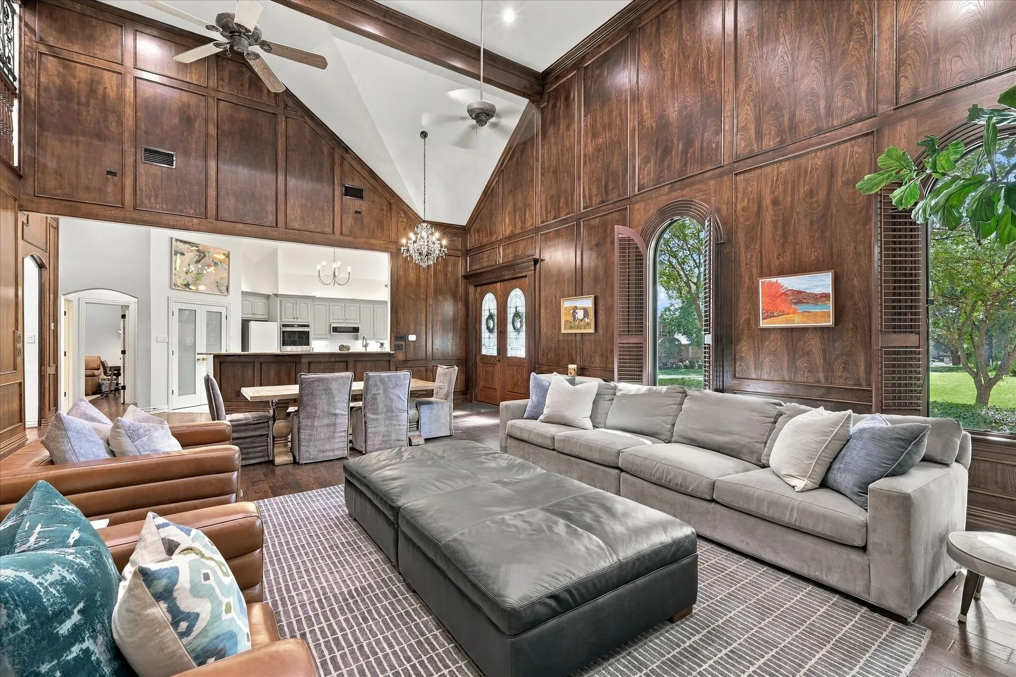 Single Family Residence For Sale in Tarrant County , 700 Glen Abbey Drive, Mansfield, Texas 76063, 4 Bedroom, 3 Bathroom, 2 Garage spaces, 3,168 Sqft, built in 2000, mls#21393269, Real Estate Agent in Mansfield, Homes For Sale in Tarrant county, Homes For Sale in Mansfield, Realtor in Mansfield Texas, Real Estate Brokerage Independent Realty Texas, Luminita Cordes Realtor